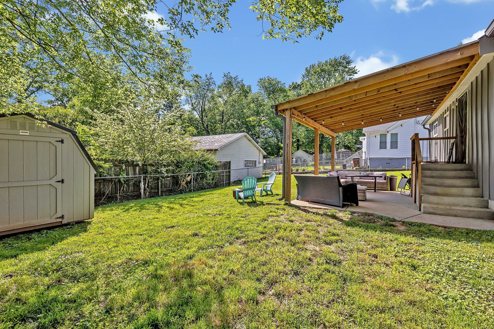124 Becker Ave