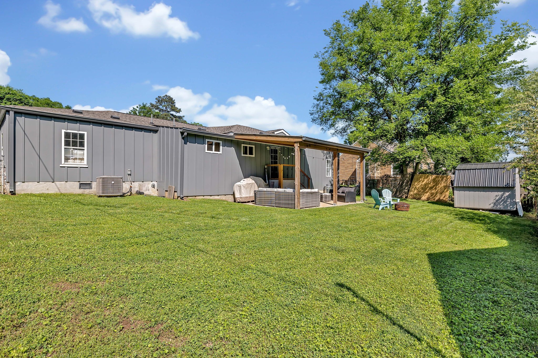 124 Becker Ave