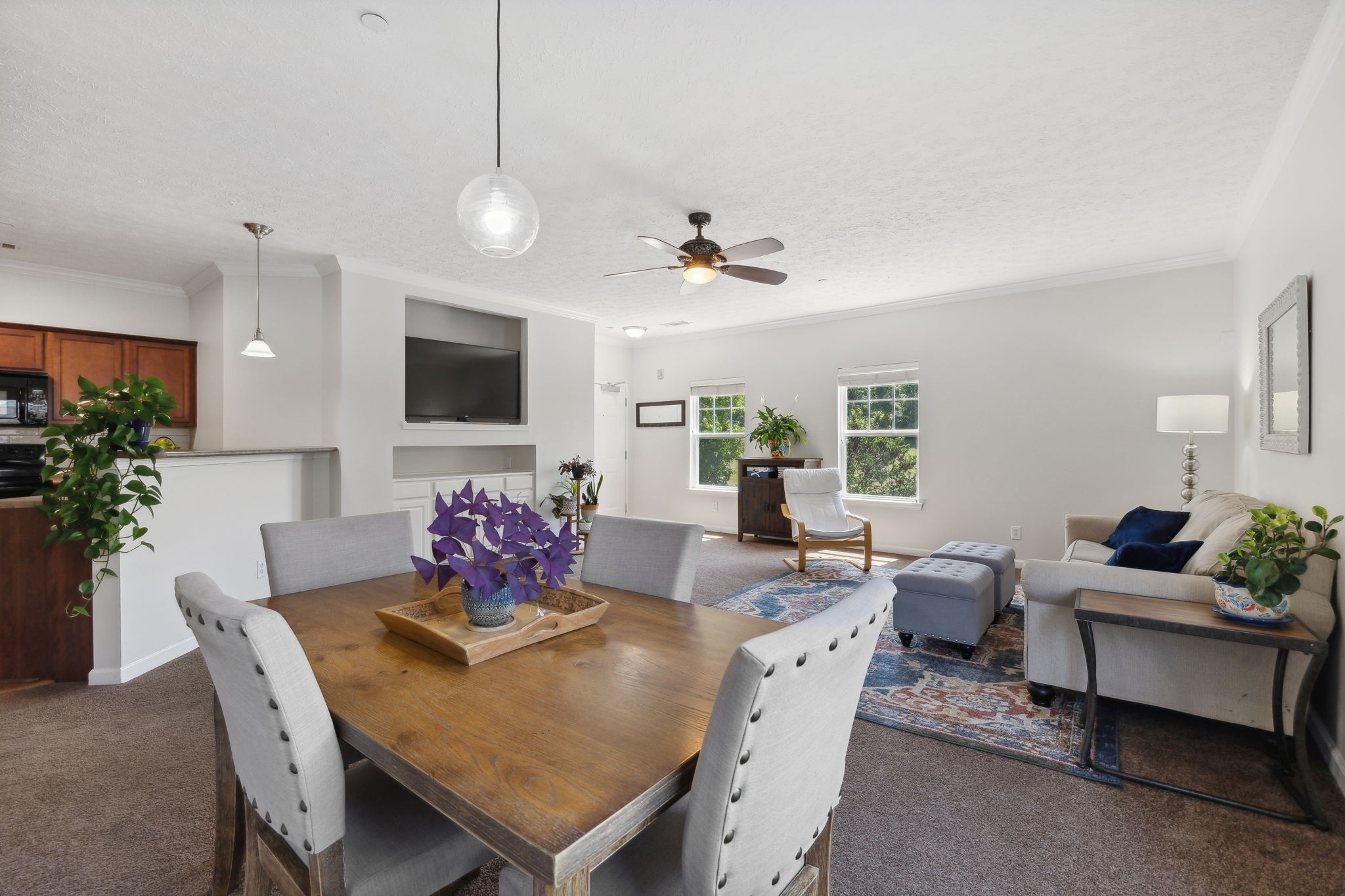 1253 Park Run Dr