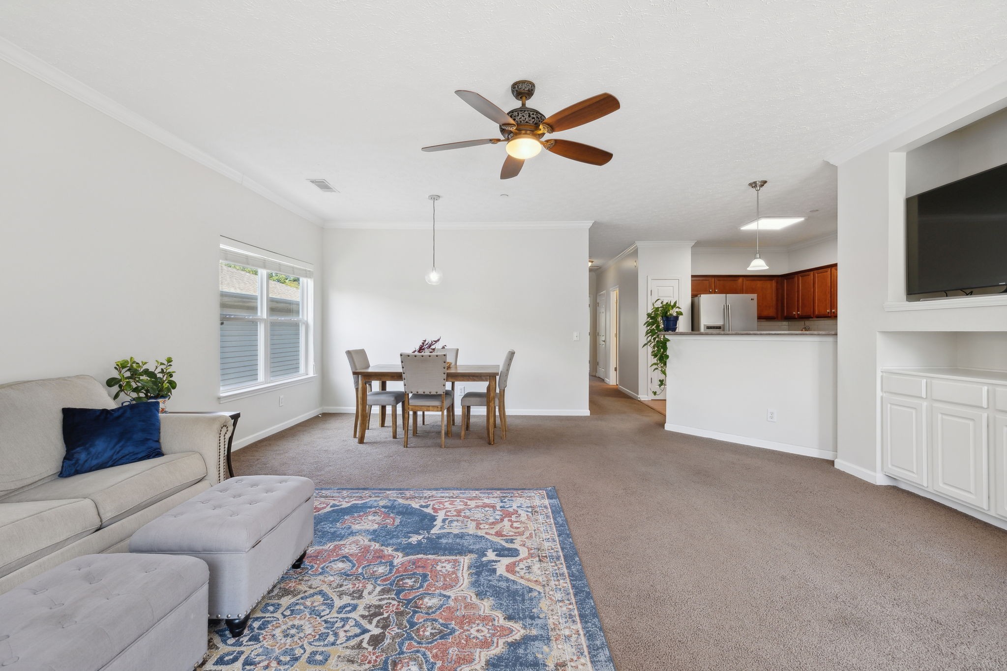 1253 Park Run Dr