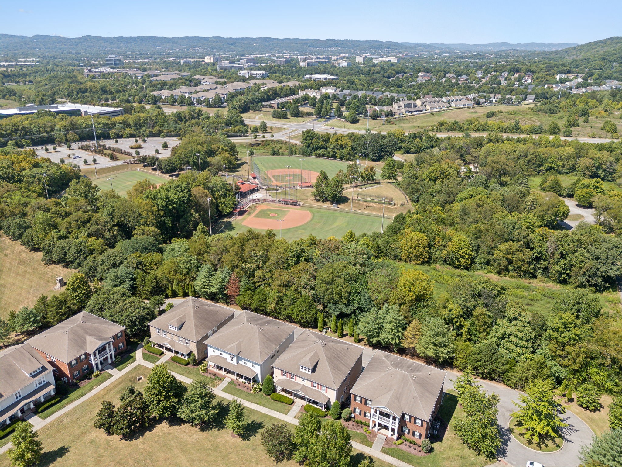 1253 Park Run Dr