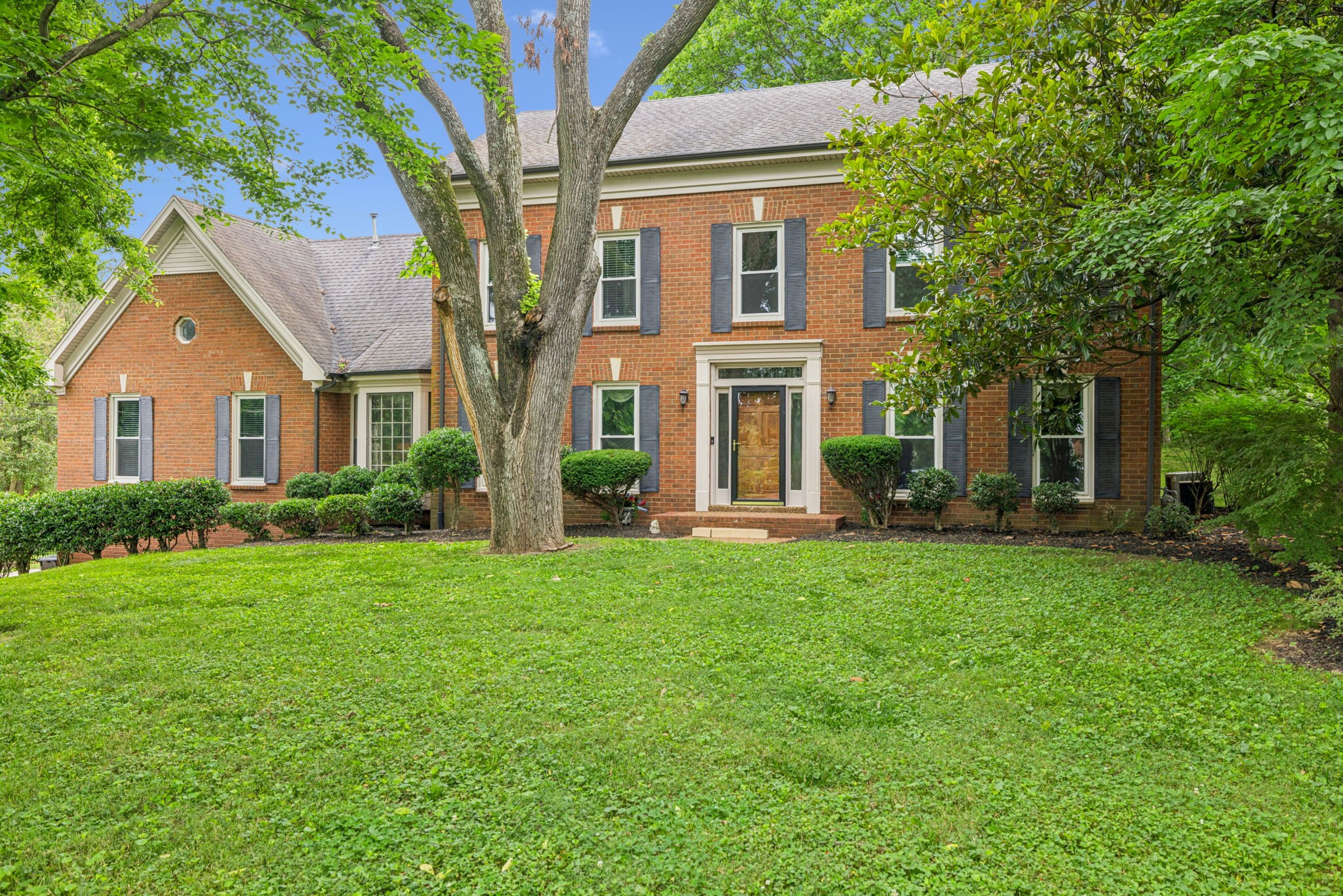 9214 Hunterboro Dr