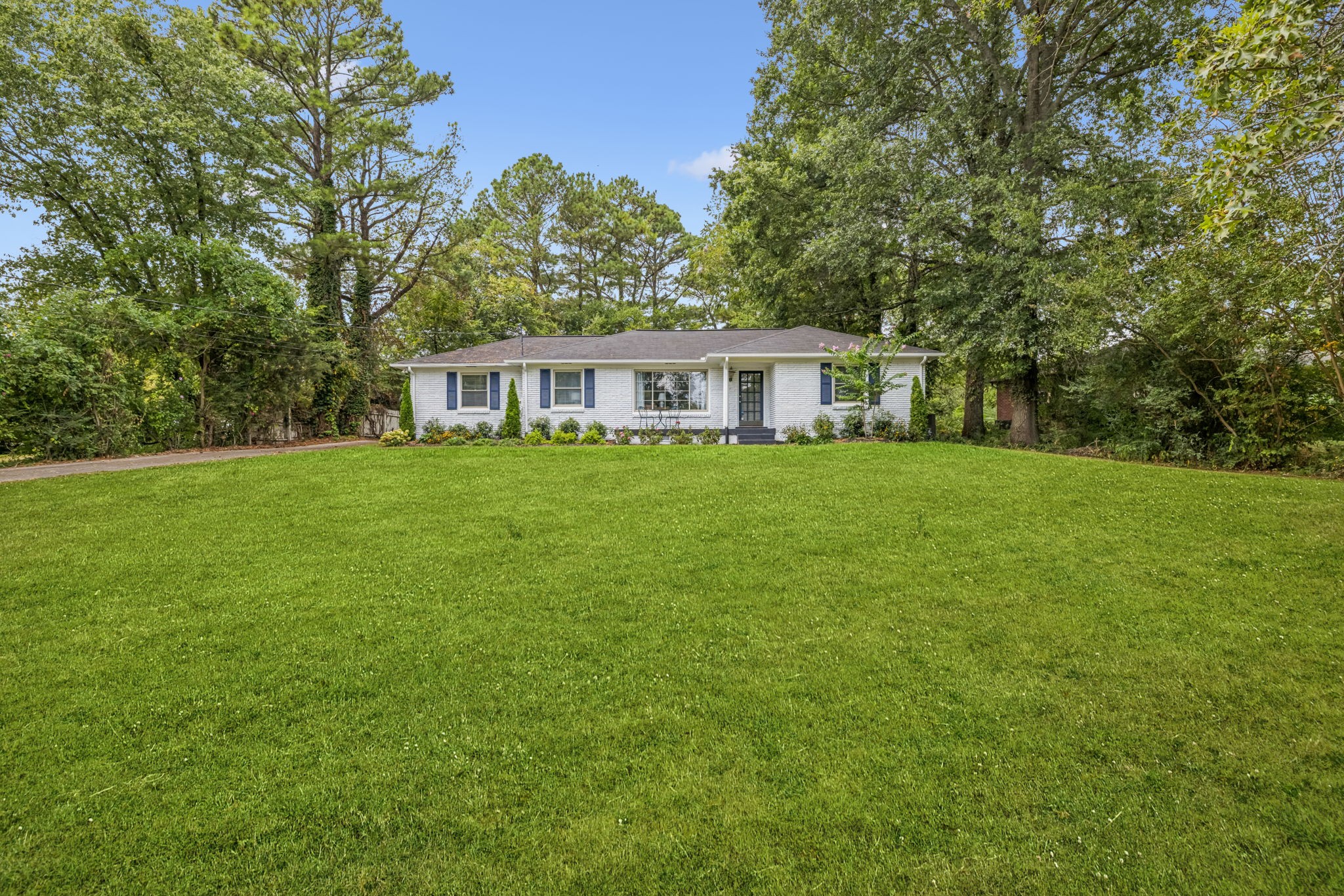 2502 Timwood Dr