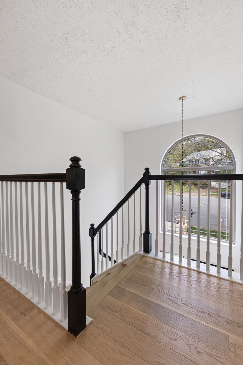 517 Hodges Ct