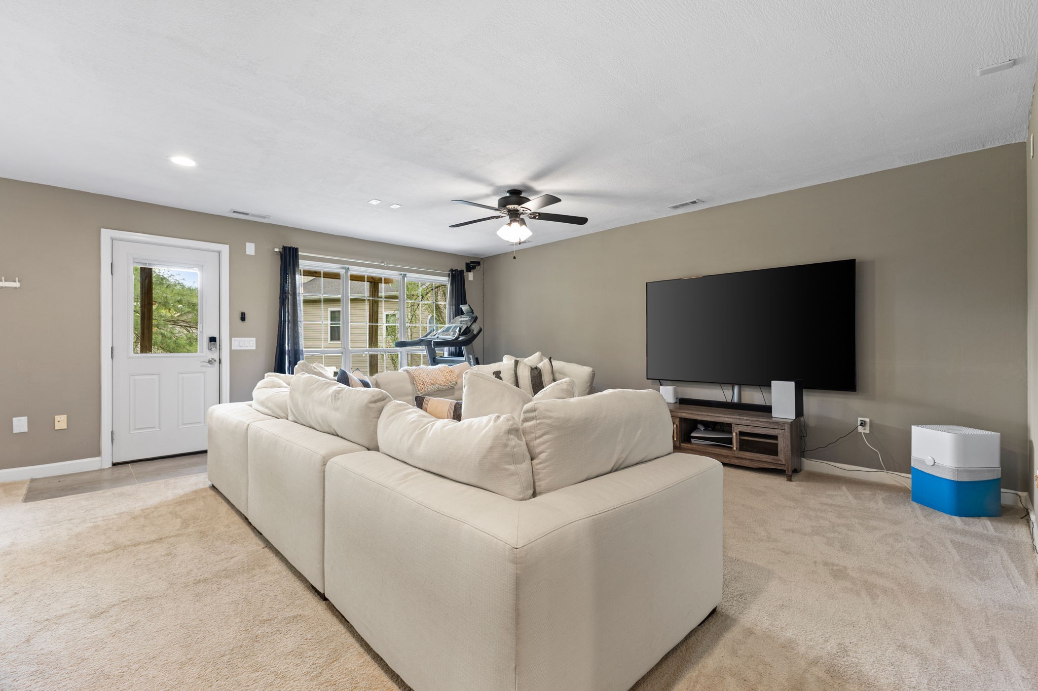 517 Hodges Ct