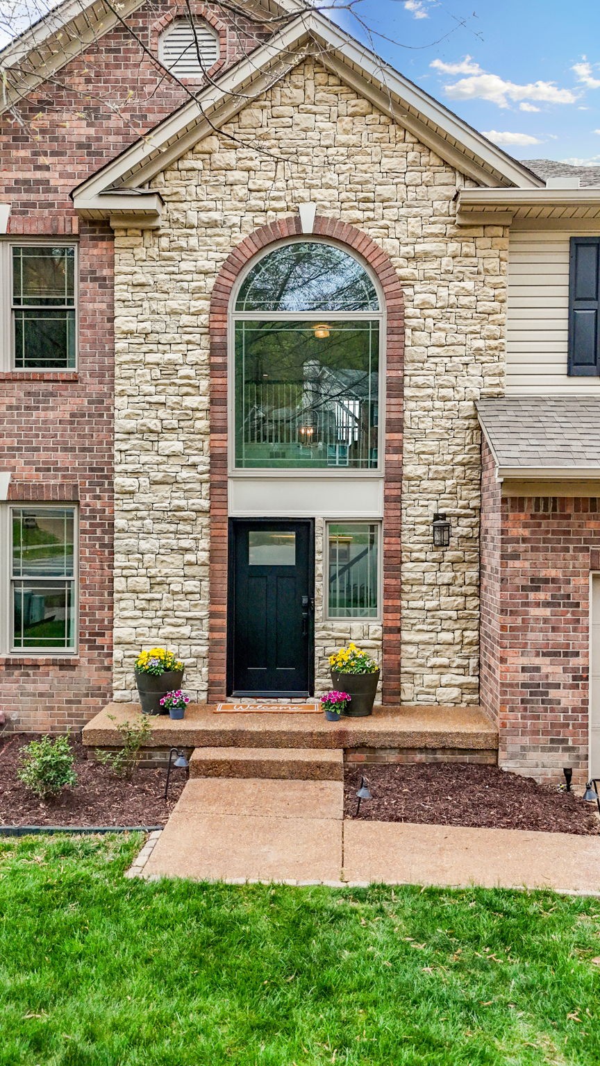 517 Hodges Ct