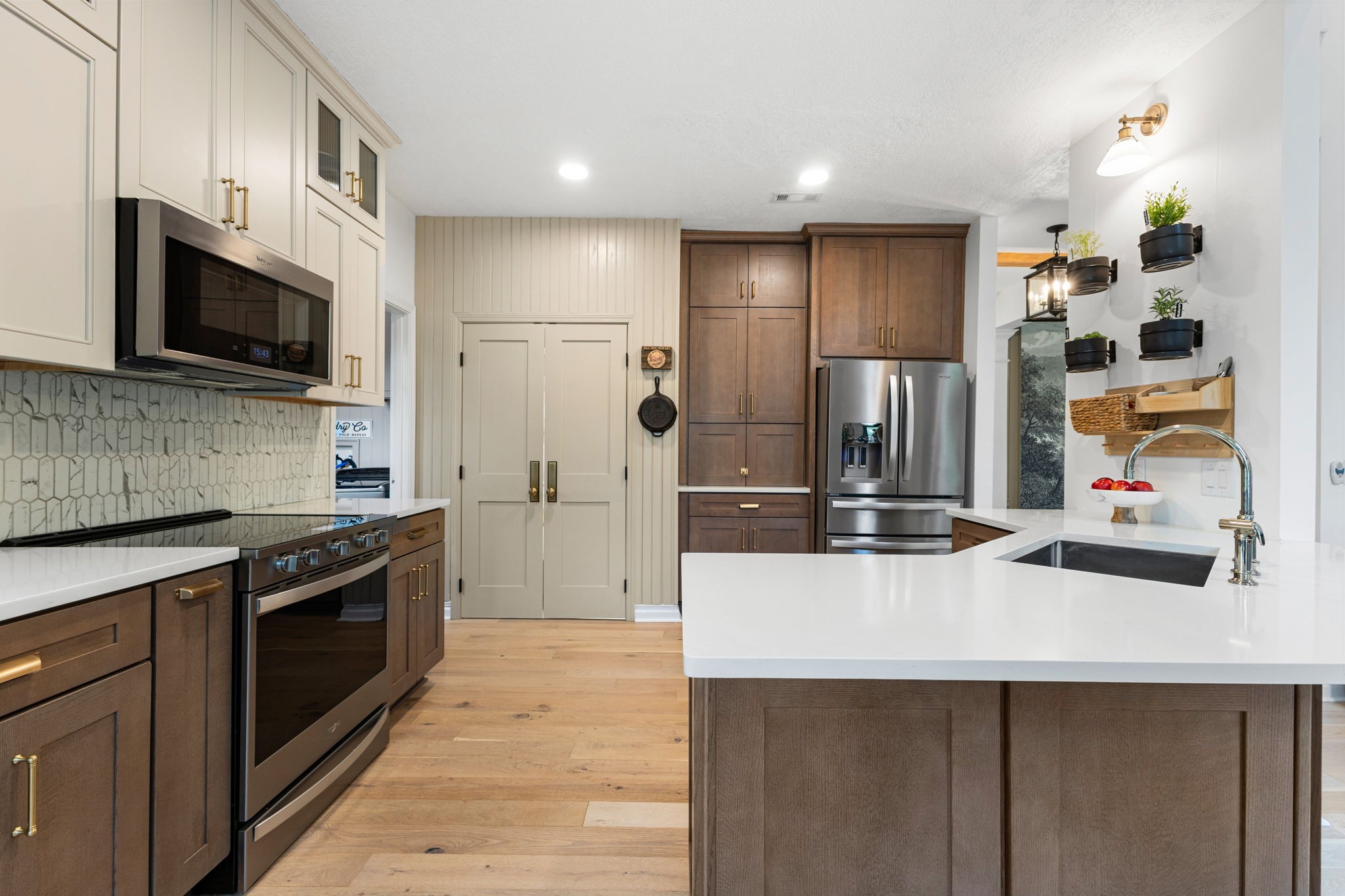 517 Hodges Ct