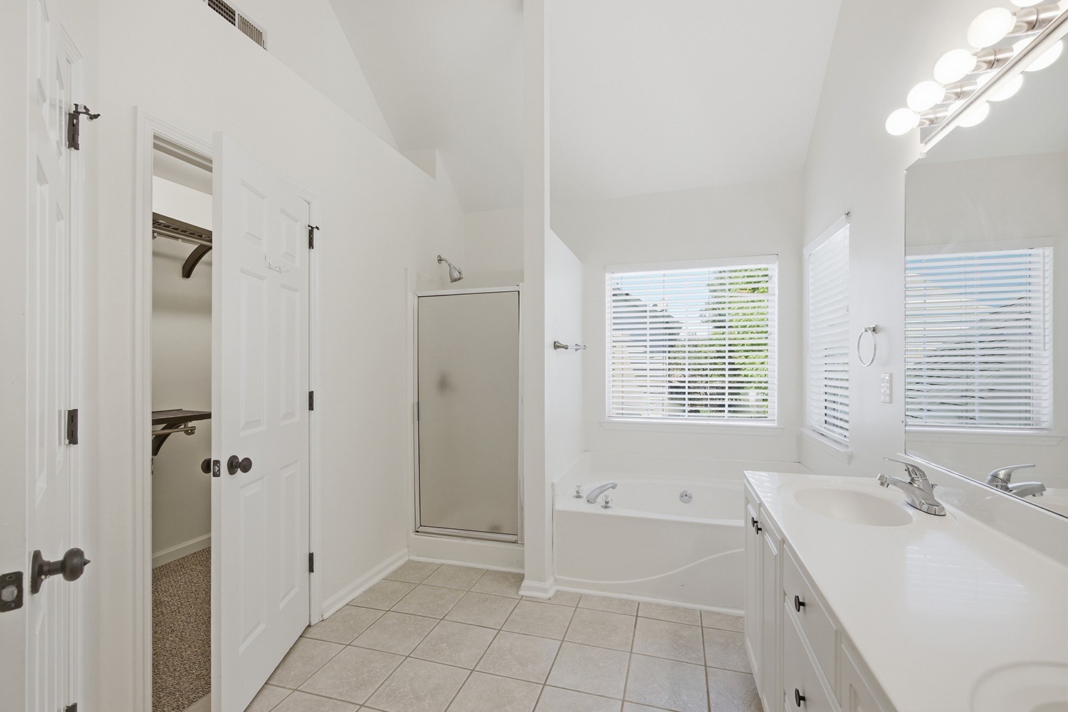 447 Essex Park Cir