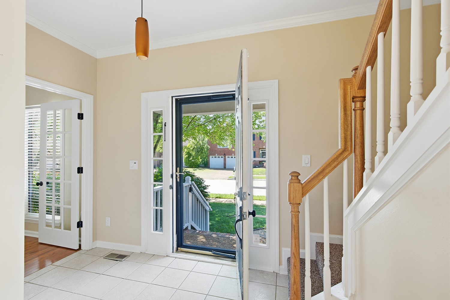 447 Essex Park Cir