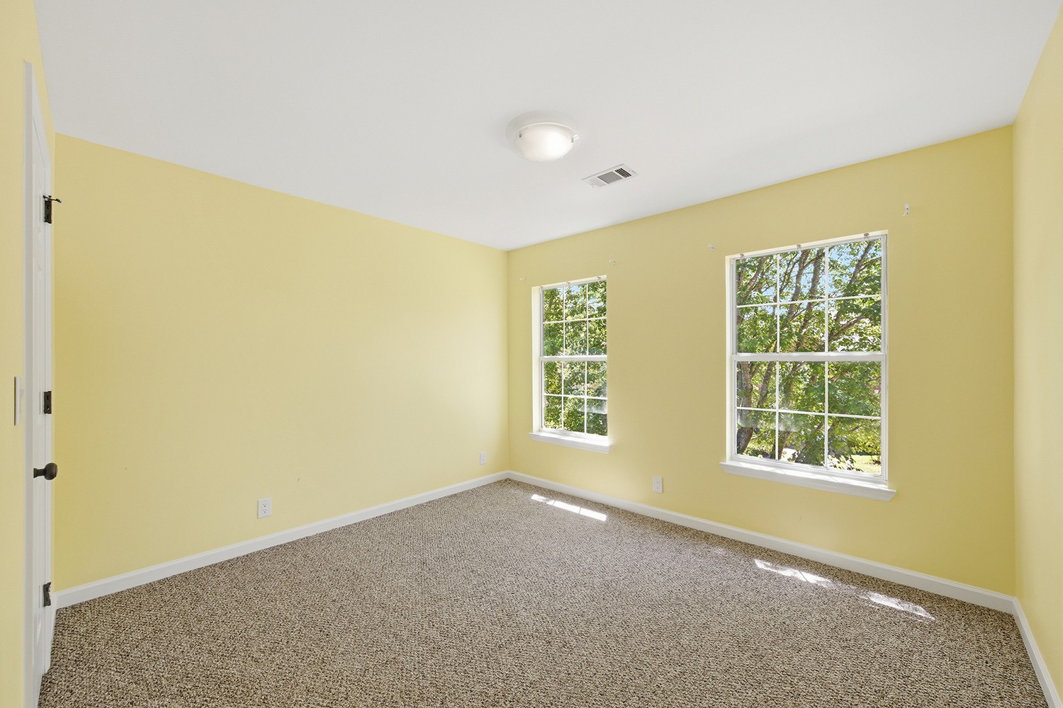 447 Essex Park Cir