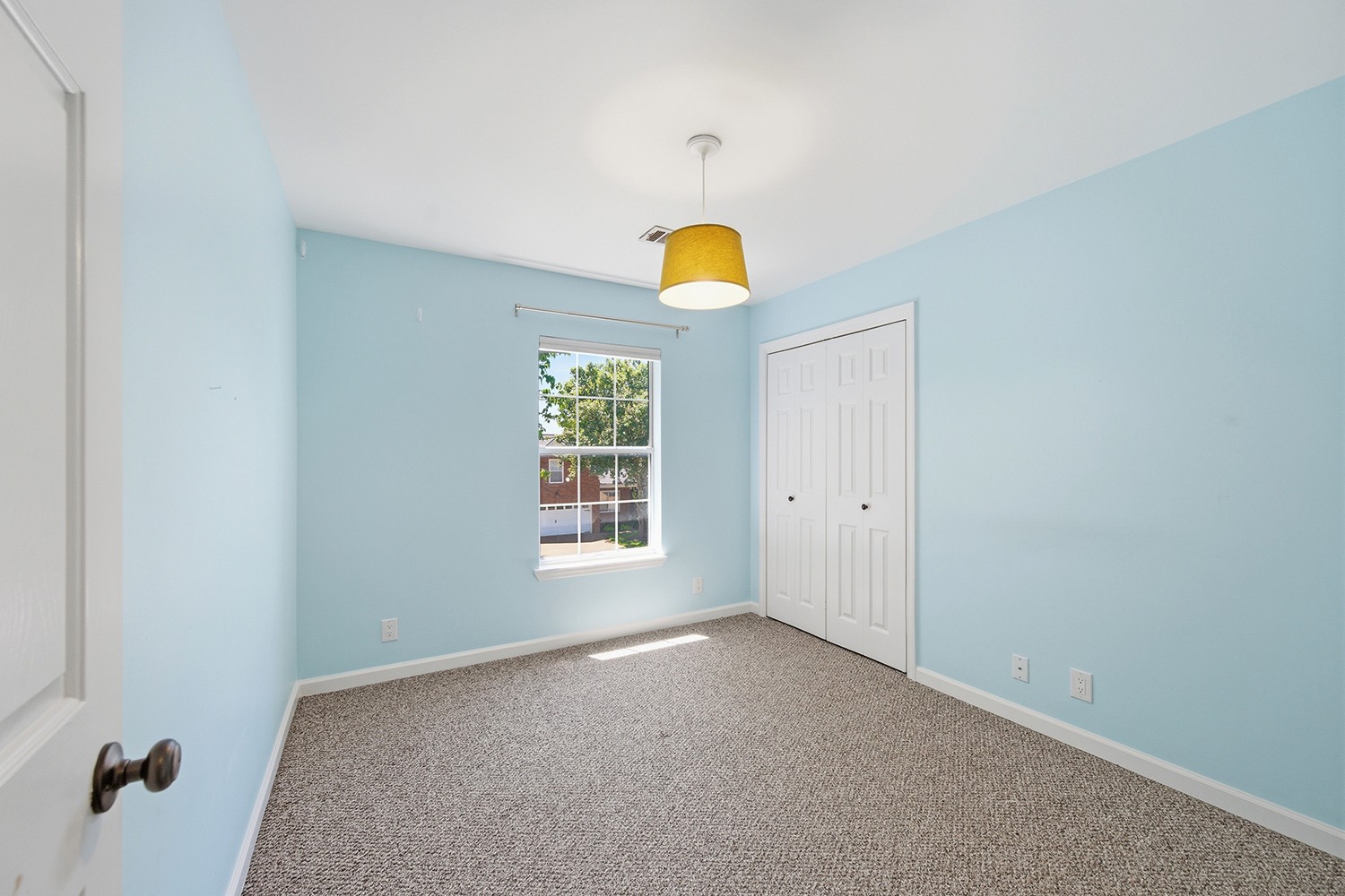 447 Essex Park Cir