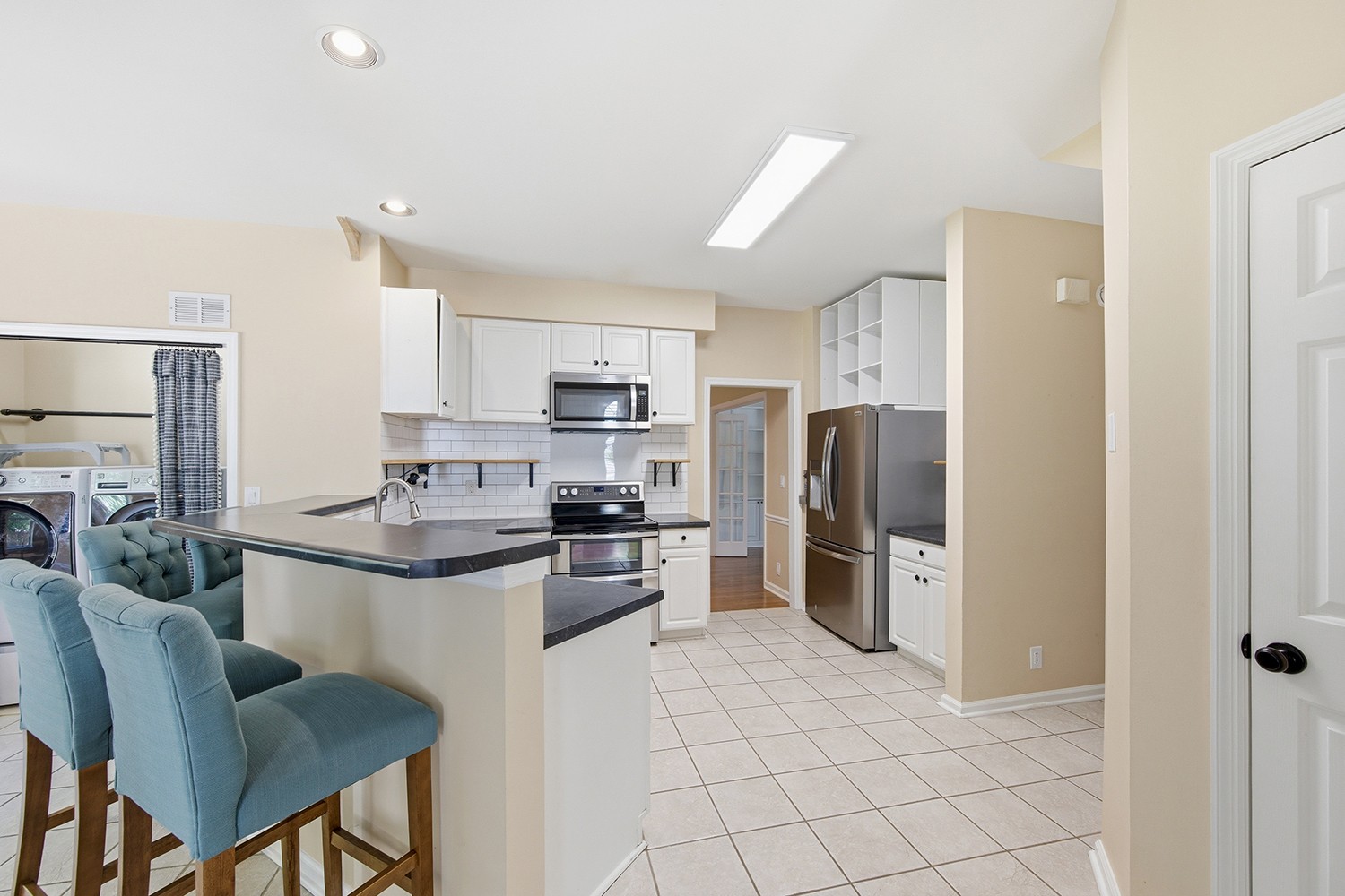 447 Essex Park Cir