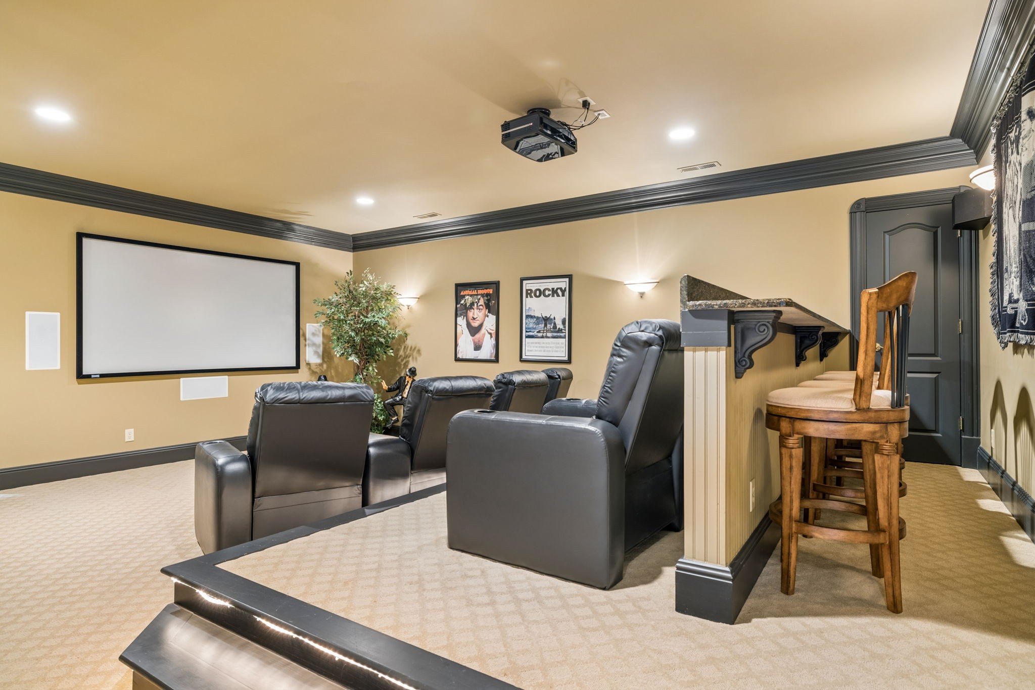 5213 Colfax Ct