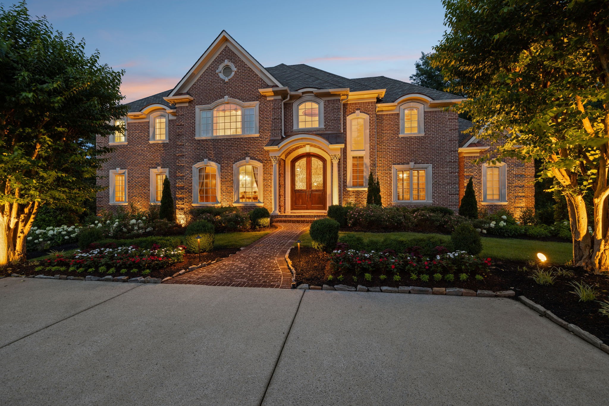 5213 Colfax Ct