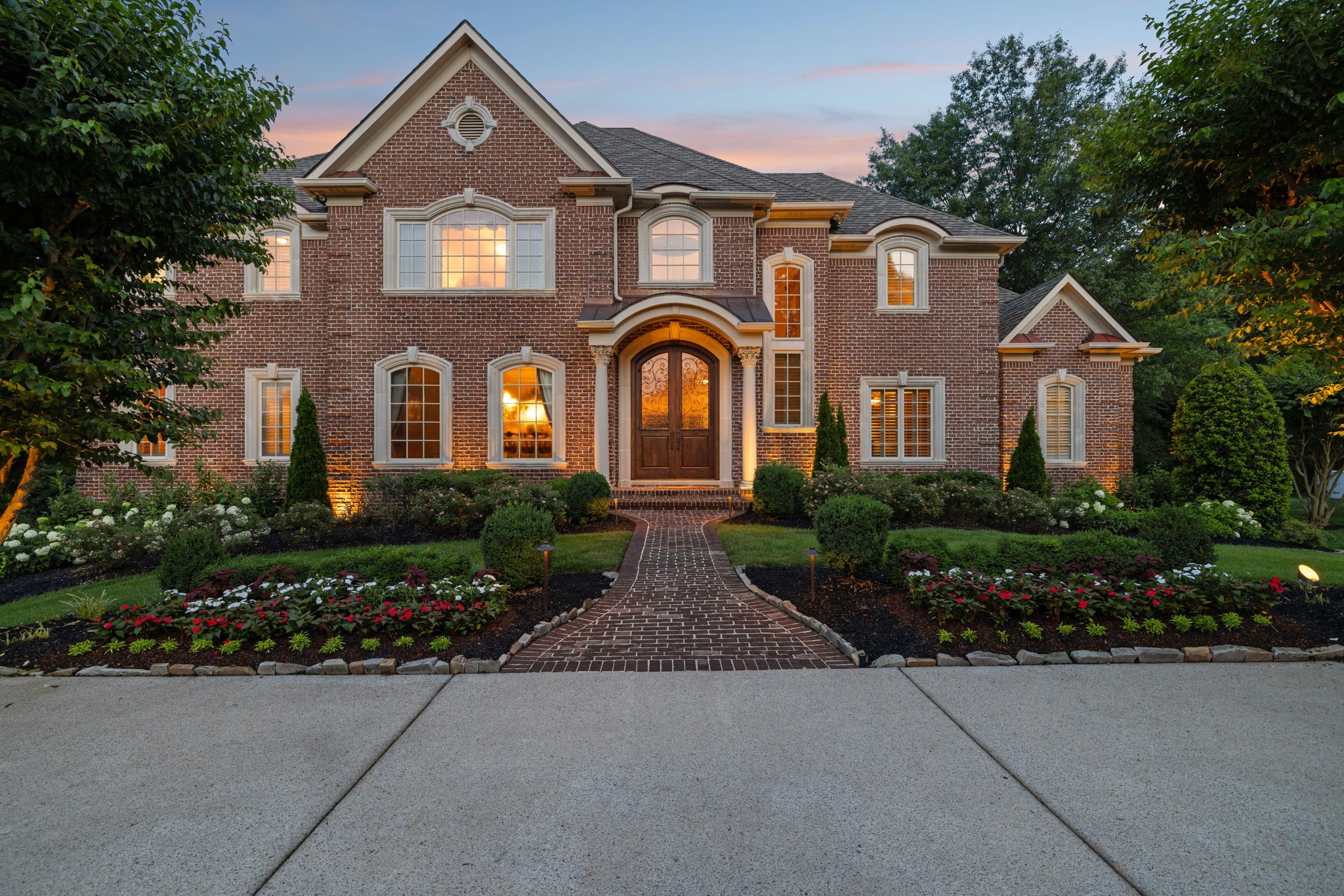 5213 Colfax Ct