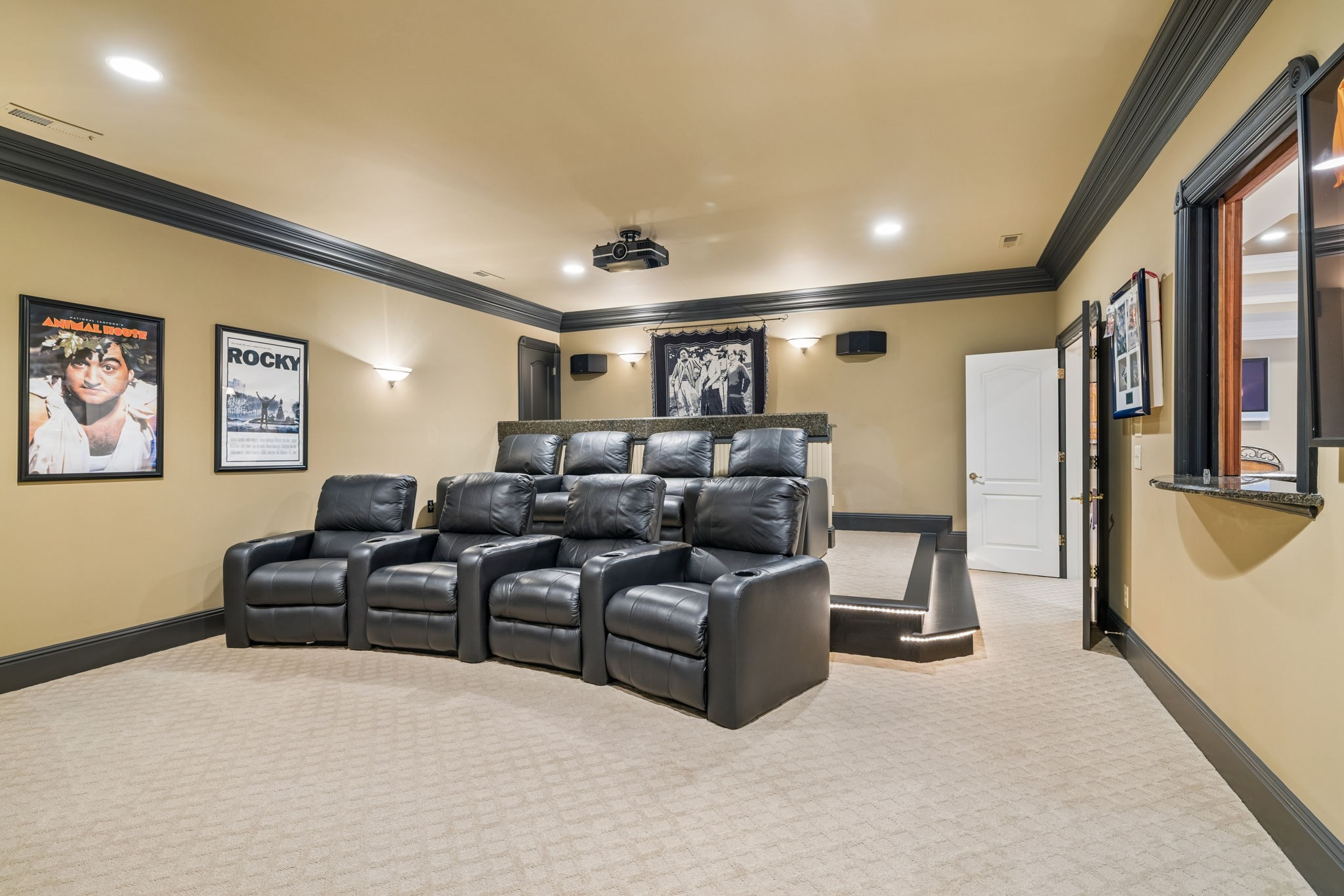 5213 Colfax Ct