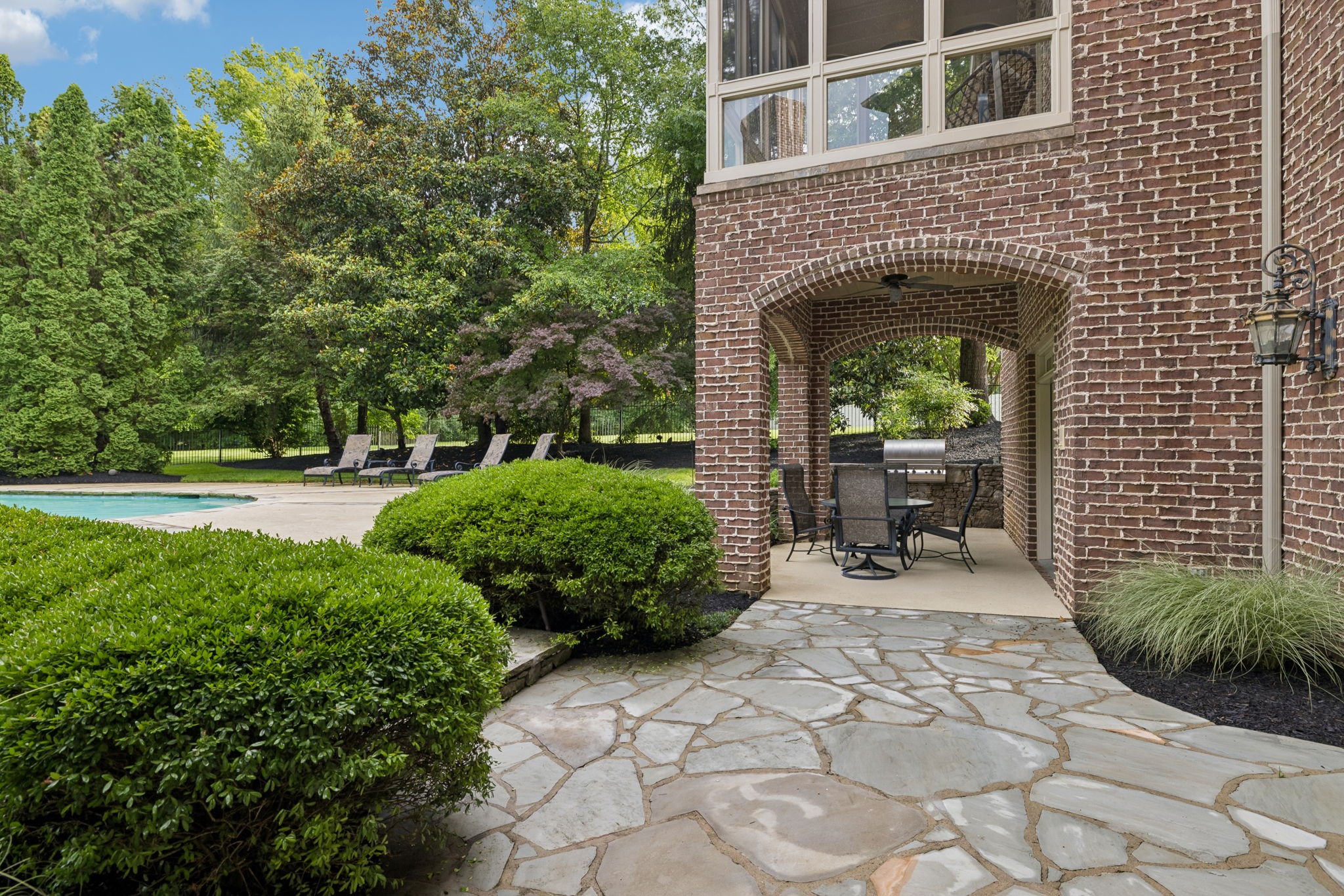 5213 Colfax Ct