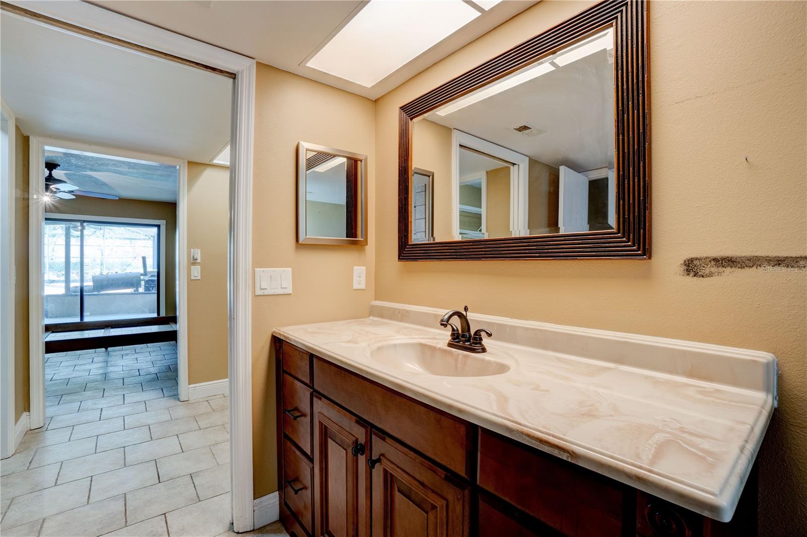 1077 NODDING PINES WAY