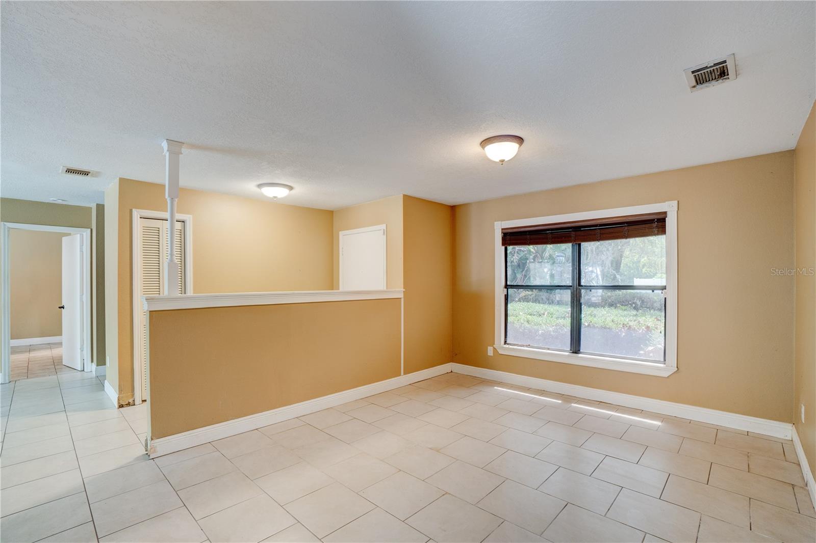 1077 NODDING PINES WAY