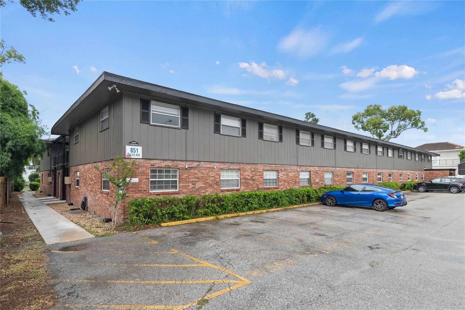 851 MILES AVE #15