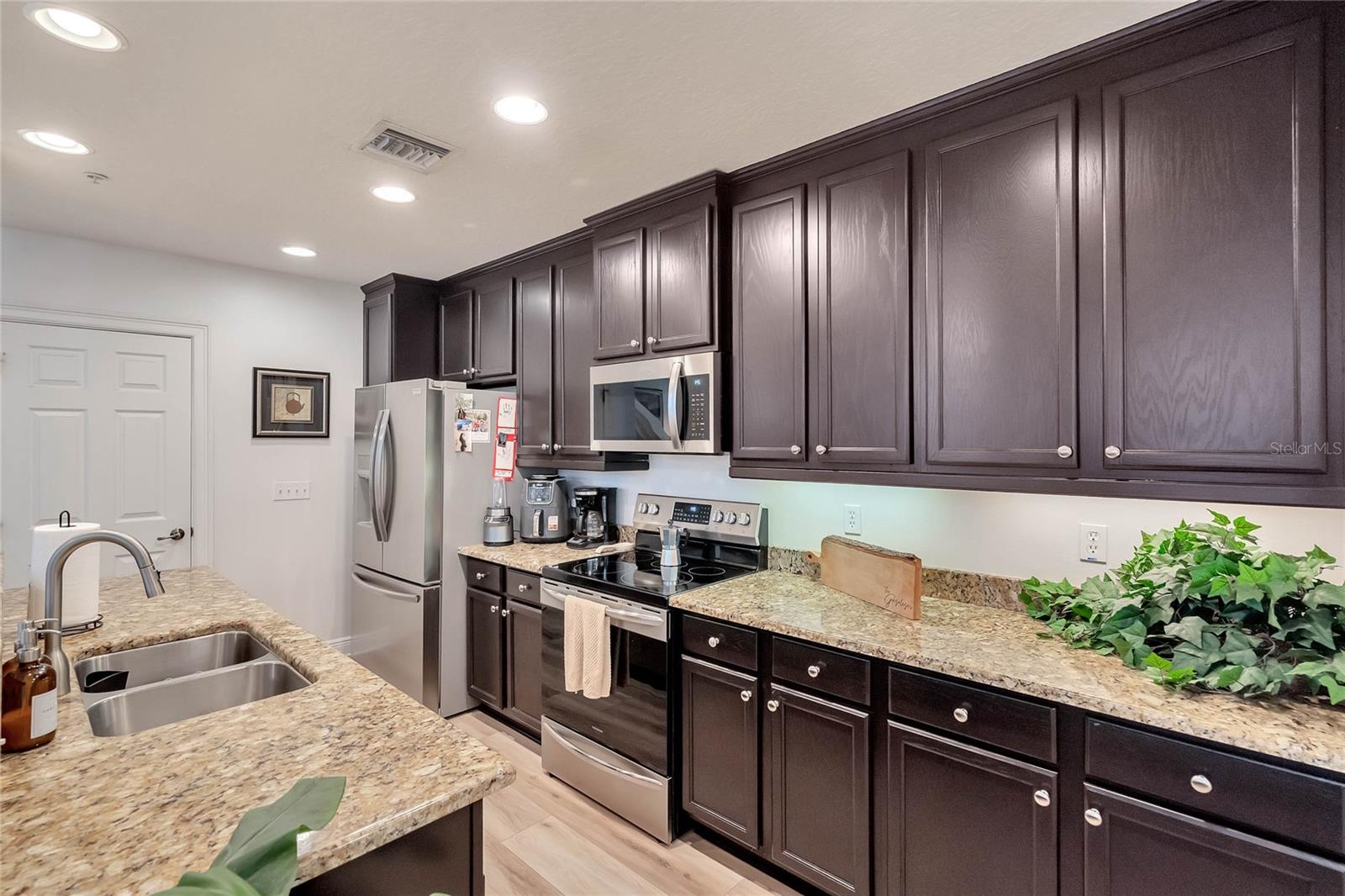 1550 LAKE BALDWIN LN #A