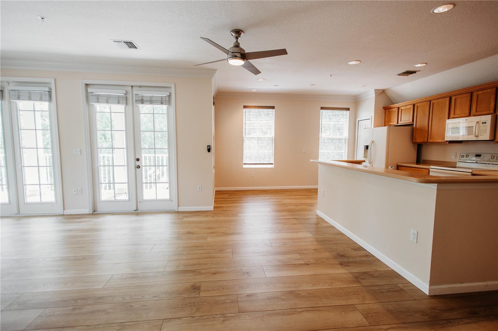 1532 COMMON WAY RD #203