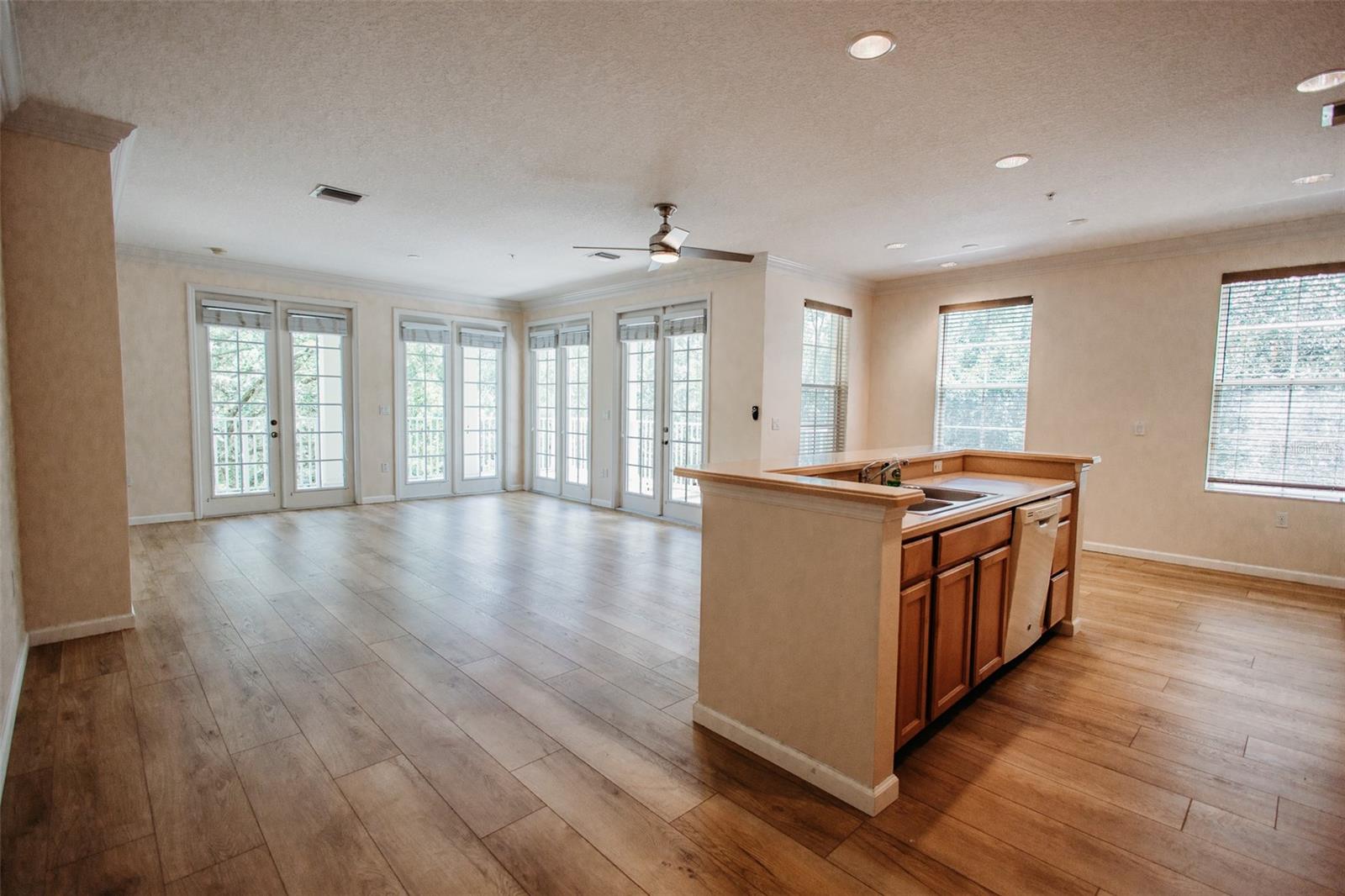 1532 COMMON WAY RD #203