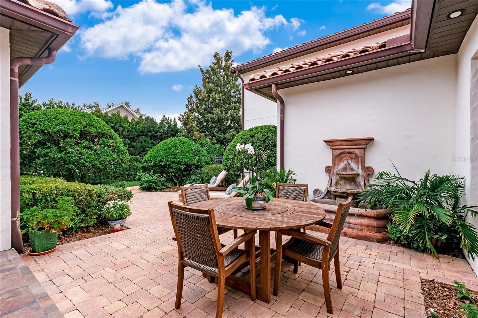 1751 LAKE BALDWIN LN