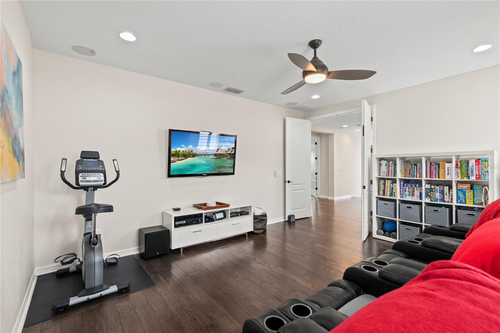 7984 PLEASANT PINE CIR