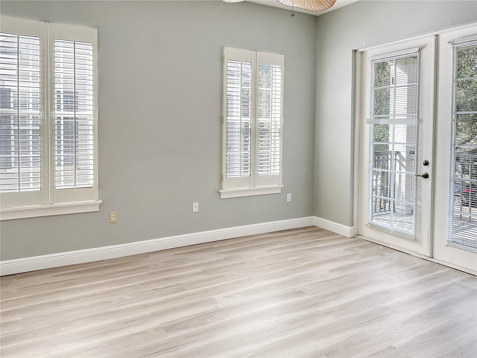 1579 LAKE BALDWIN LN