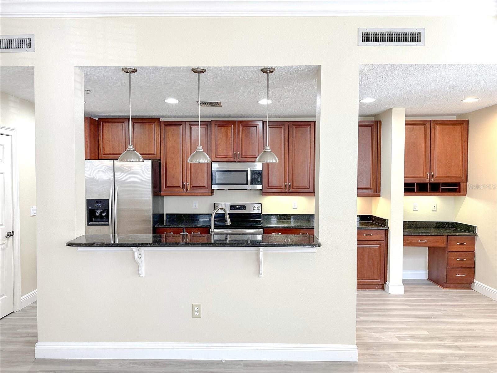 1579 LAKE BALDWIN LN