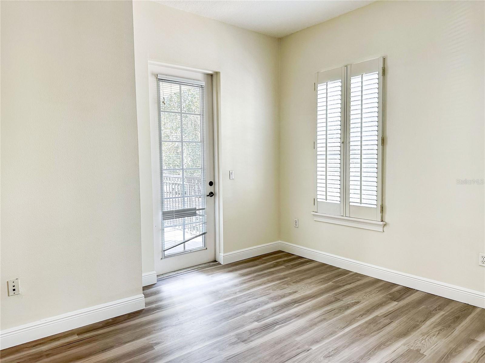 1579 LAKE BALDWIN LN