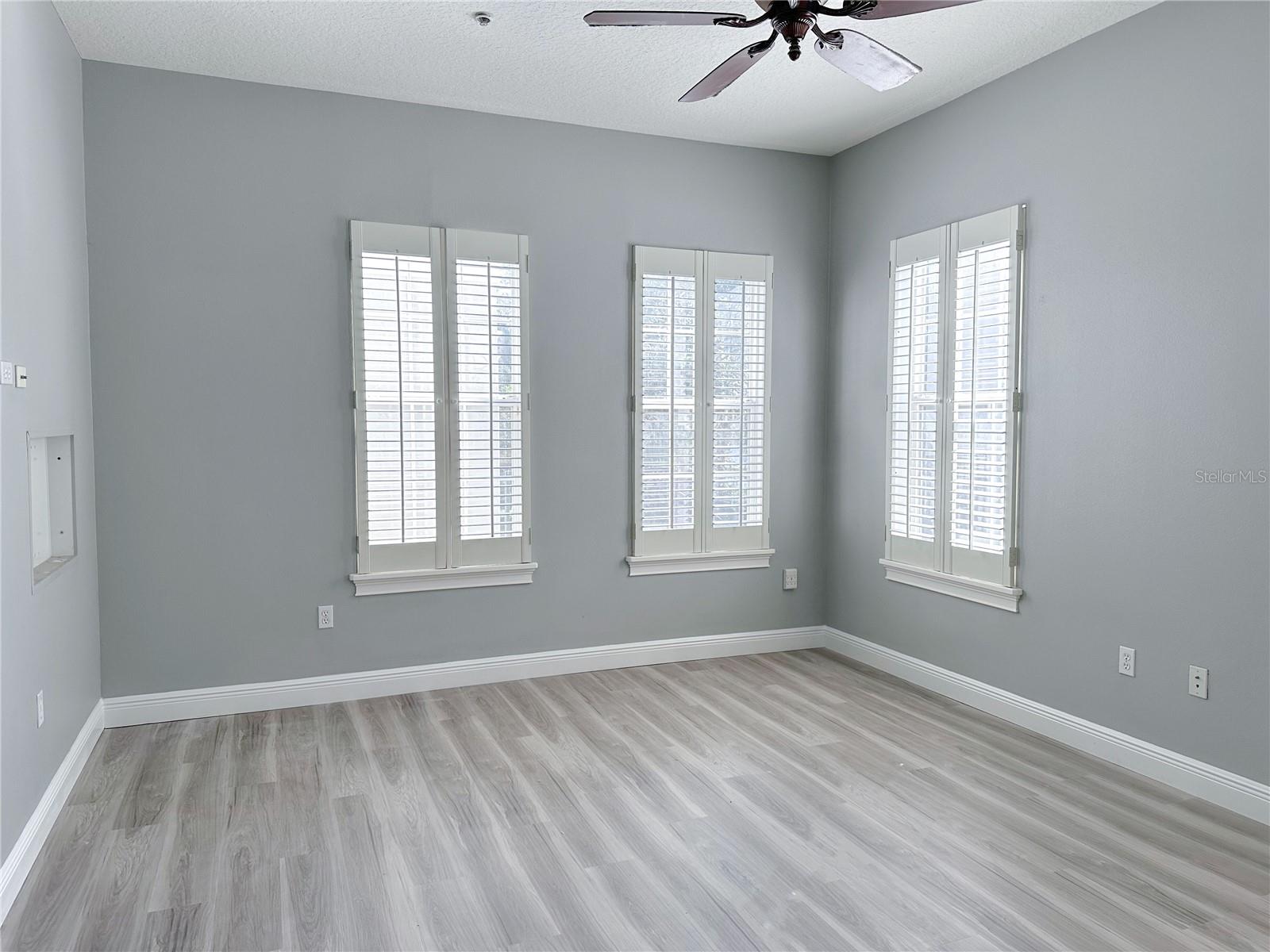 1579 LAKE BALDWIN LN