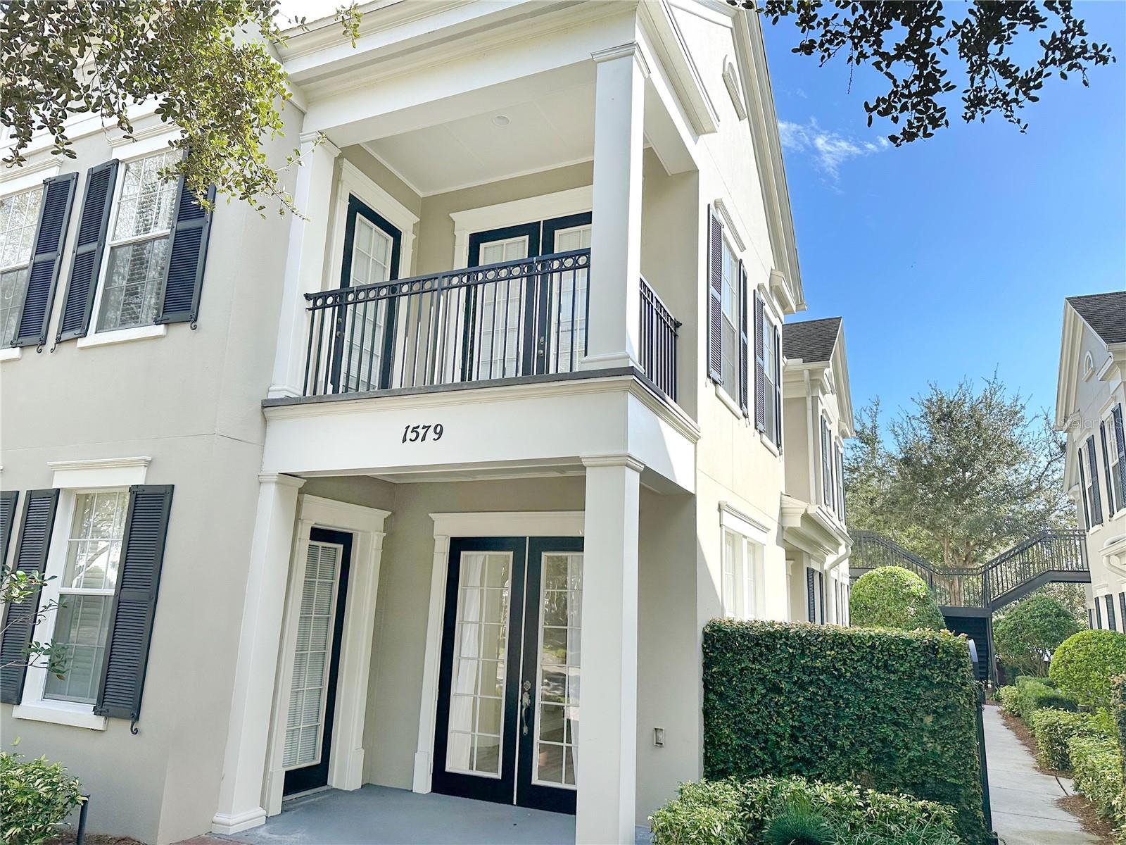 1579 LAKE BALDWIN LN