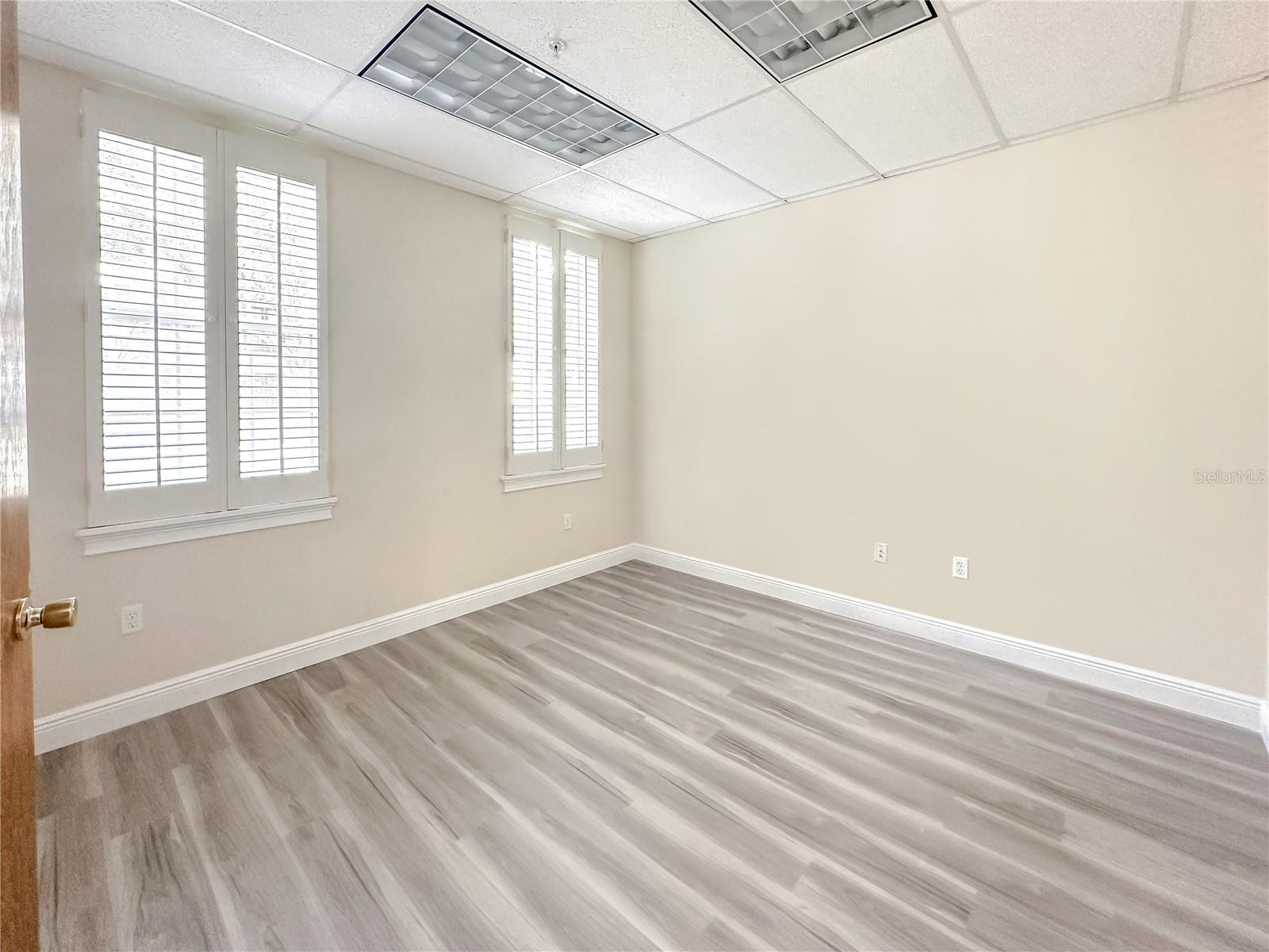 1579 LAKE BALDWIN LN