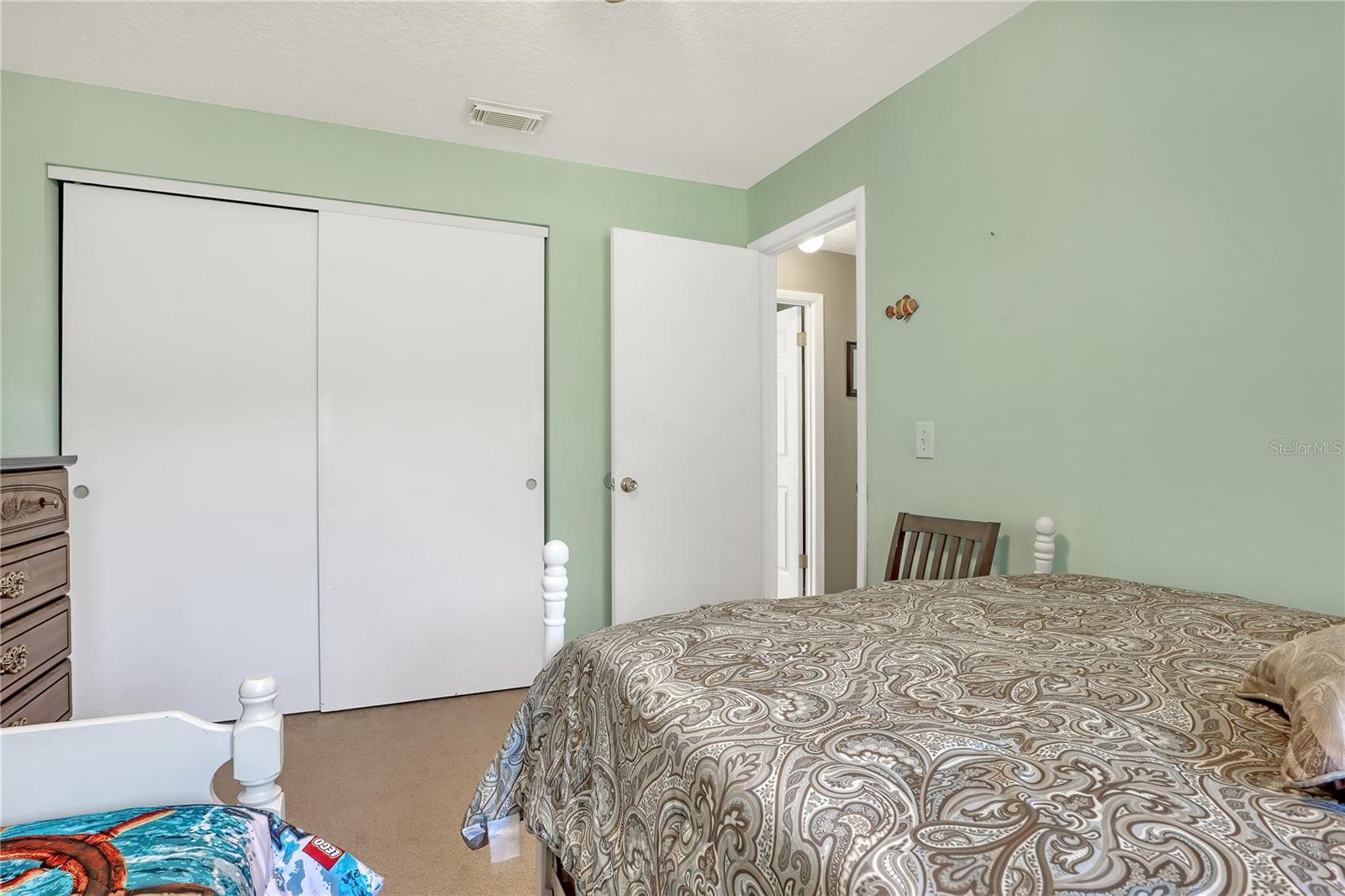 12838 NEW YORK WOODS CIR