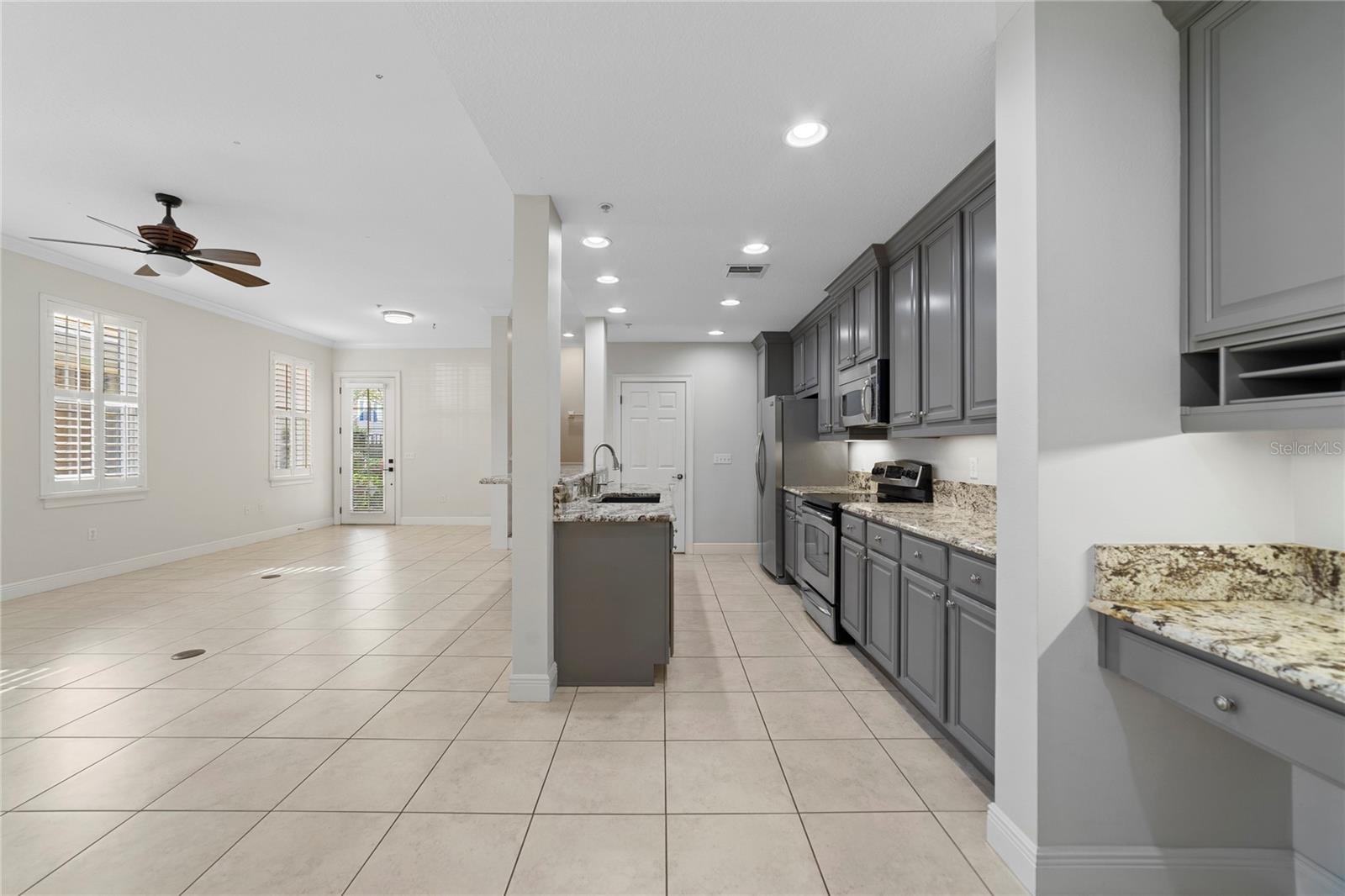 1430 LAKE BALDWIN UNIT B LN