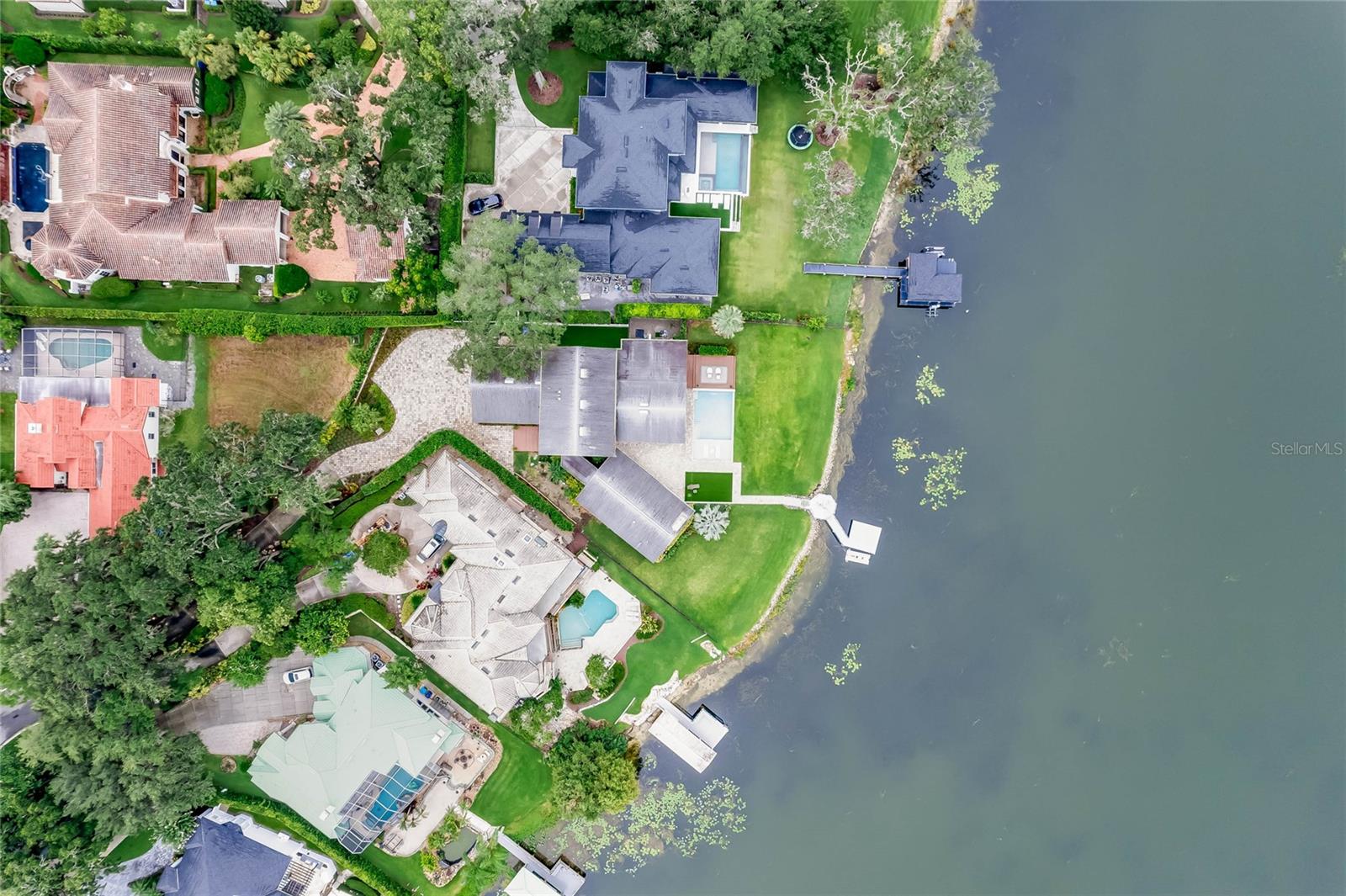 1727 LAKE BERRY DR