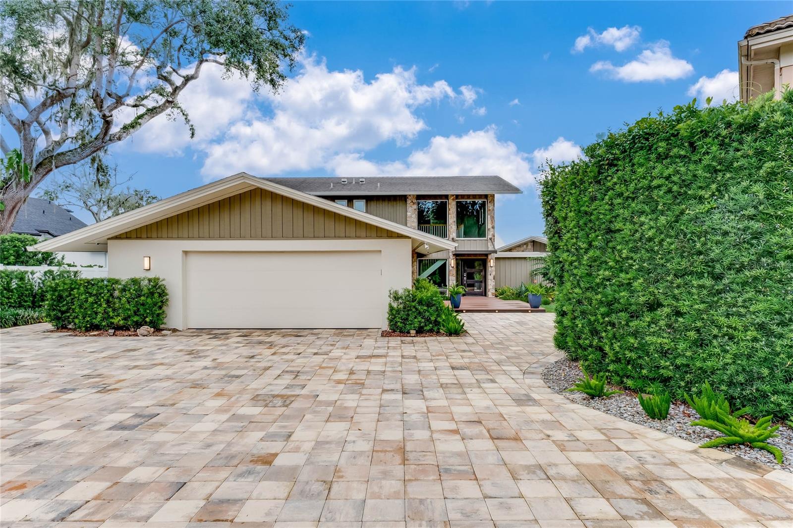 1727 LAKE BERRY DR