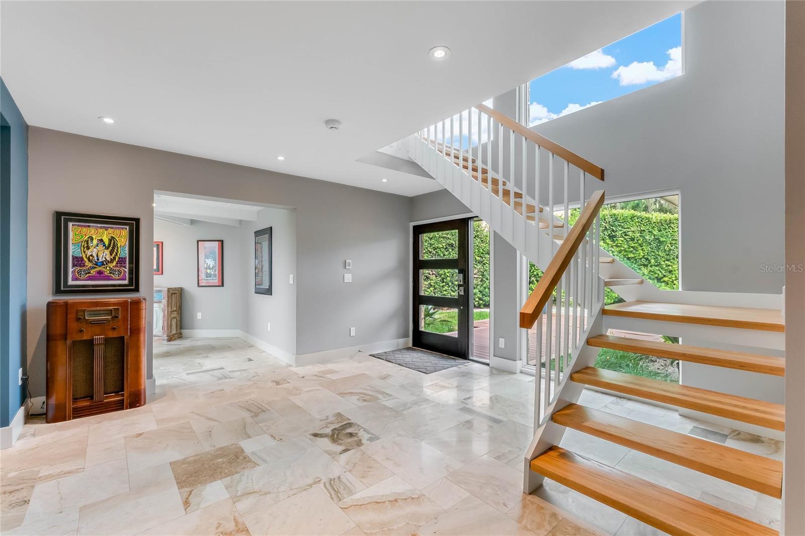 1727 LAKE BERRY DR