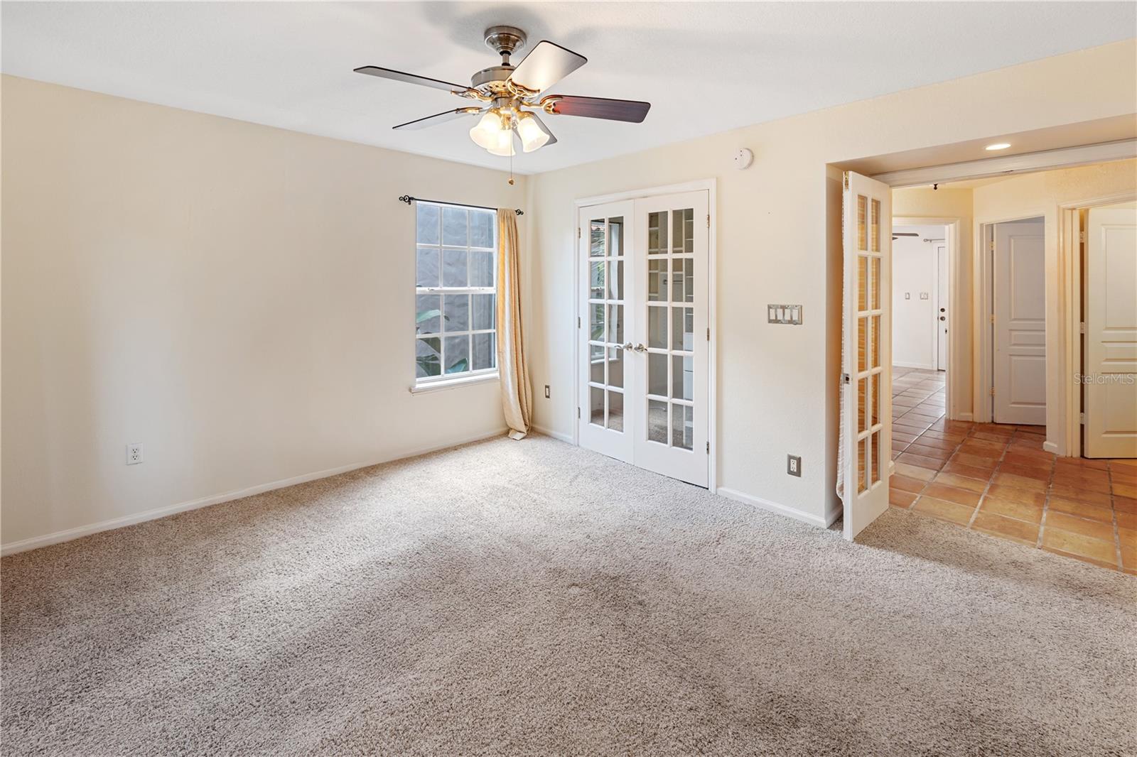 602 E LIVINGSTON ST #3