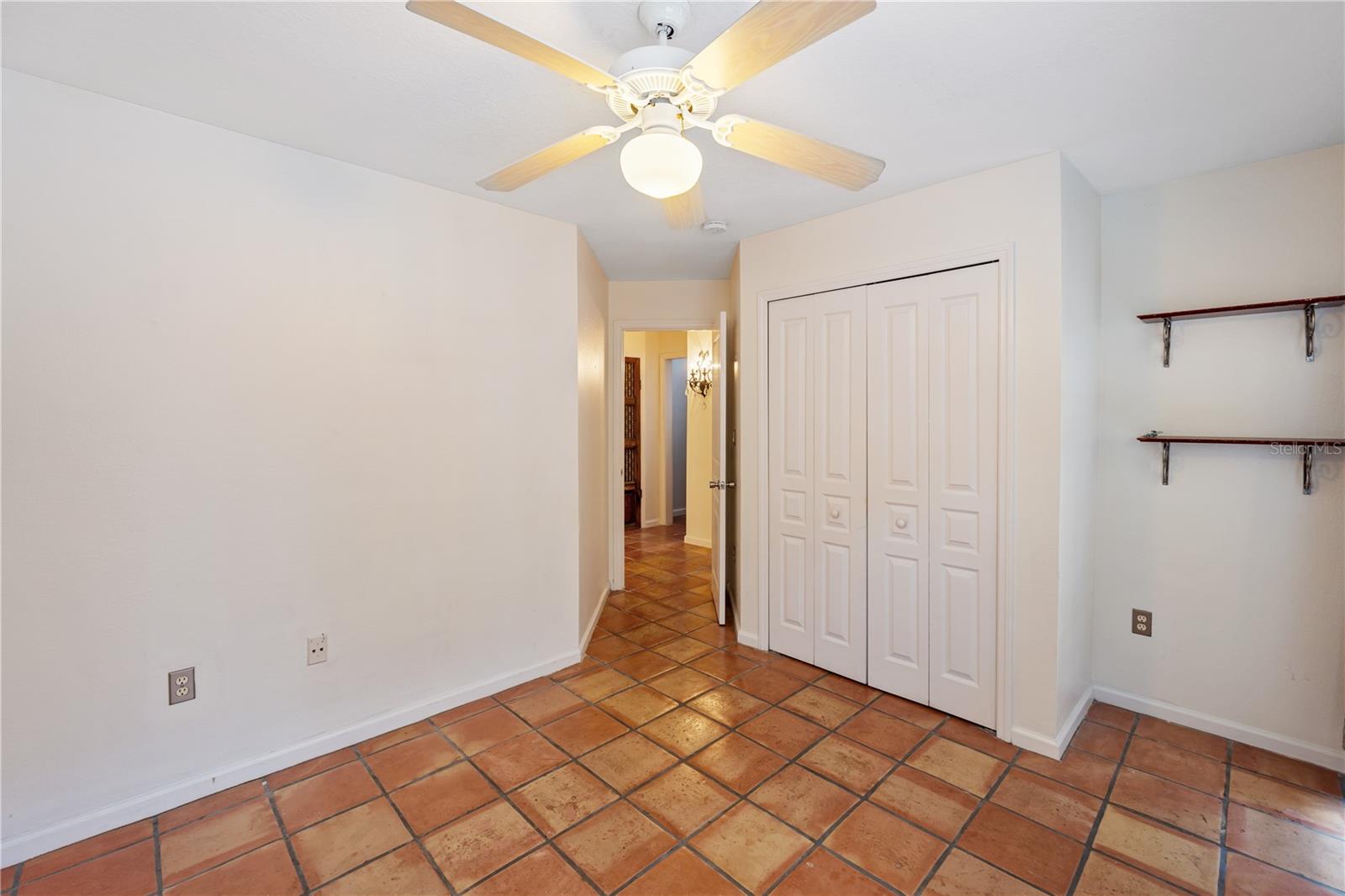 602 E LIVINGSTON ST #3