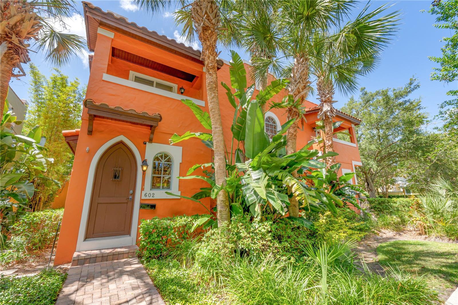 602 E LIVINGSTON ST #3