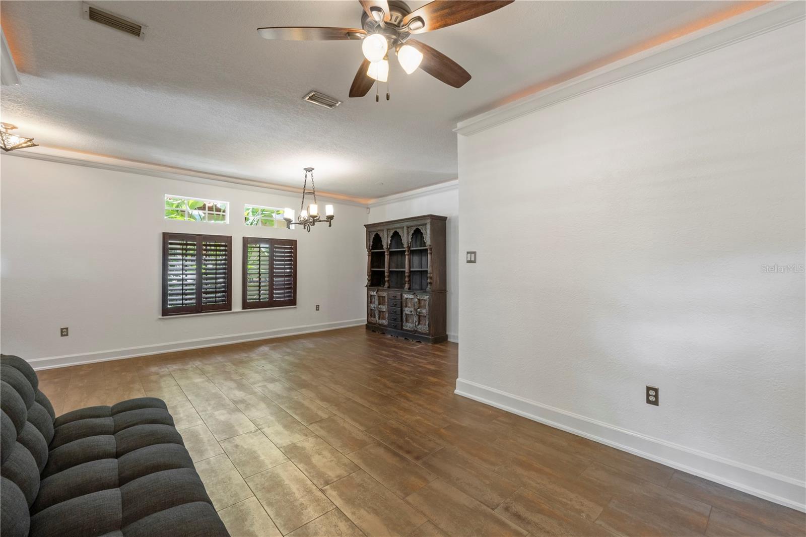 602 E LIVINGSTON ST #3