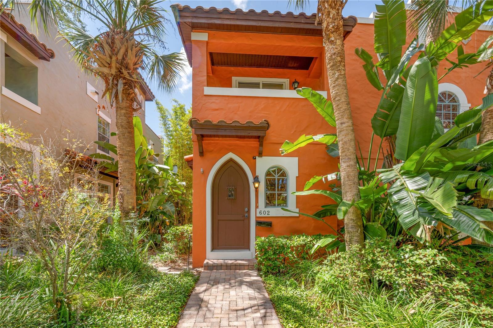 602 E LIVINGSTON ST #3