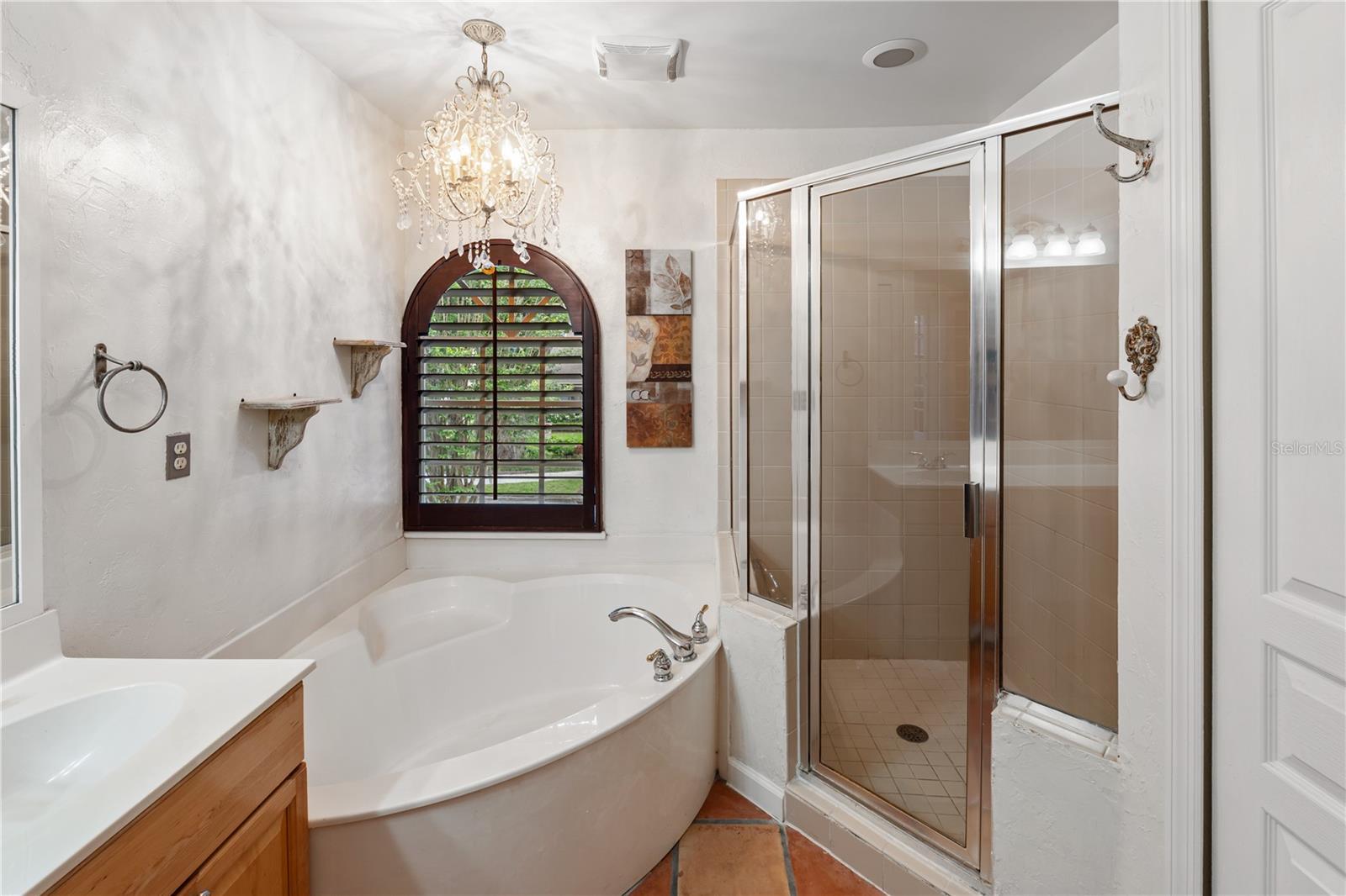 602 E LIVINGSTON ST #3