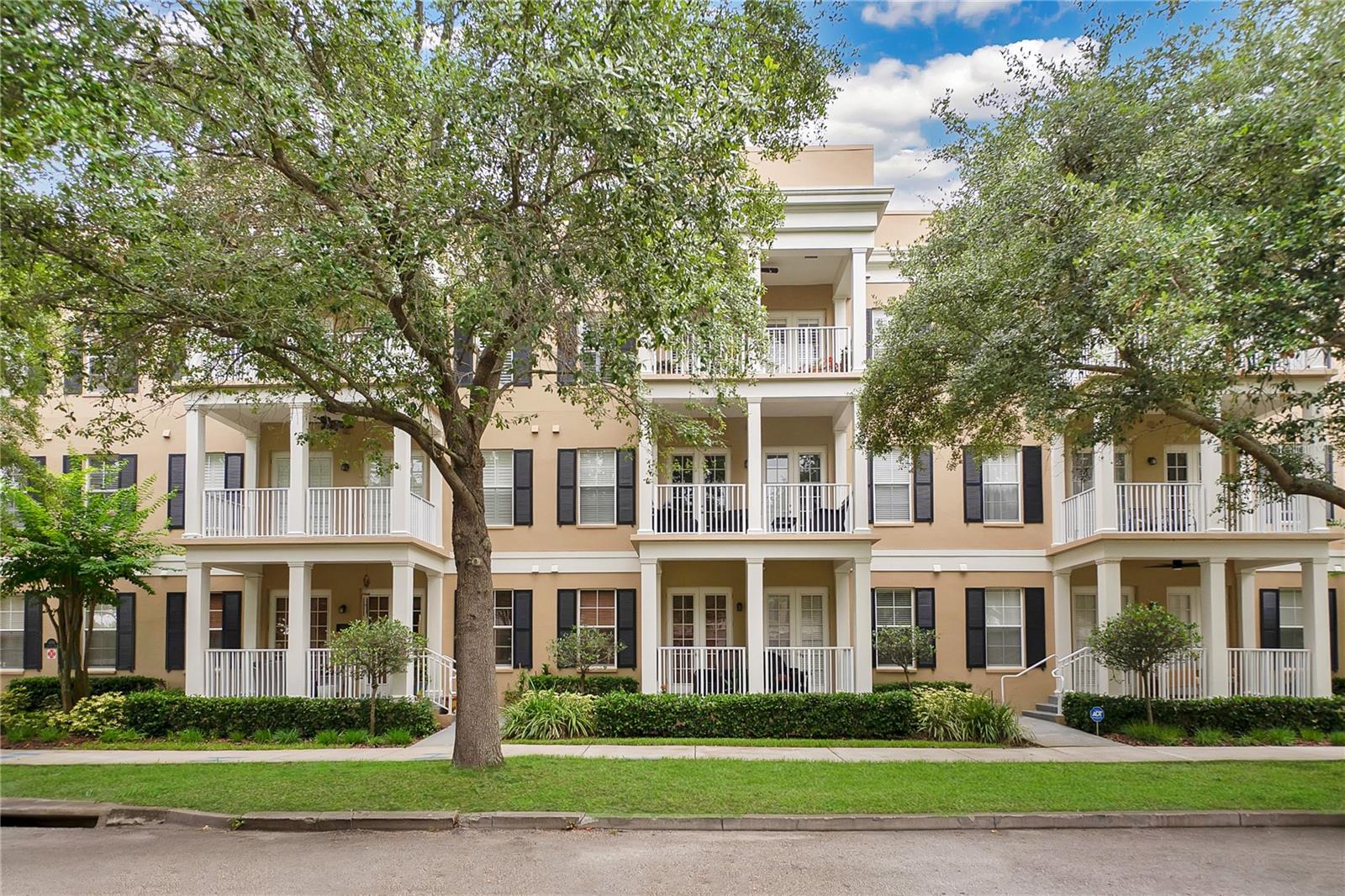 4249 CORRINE DR #303