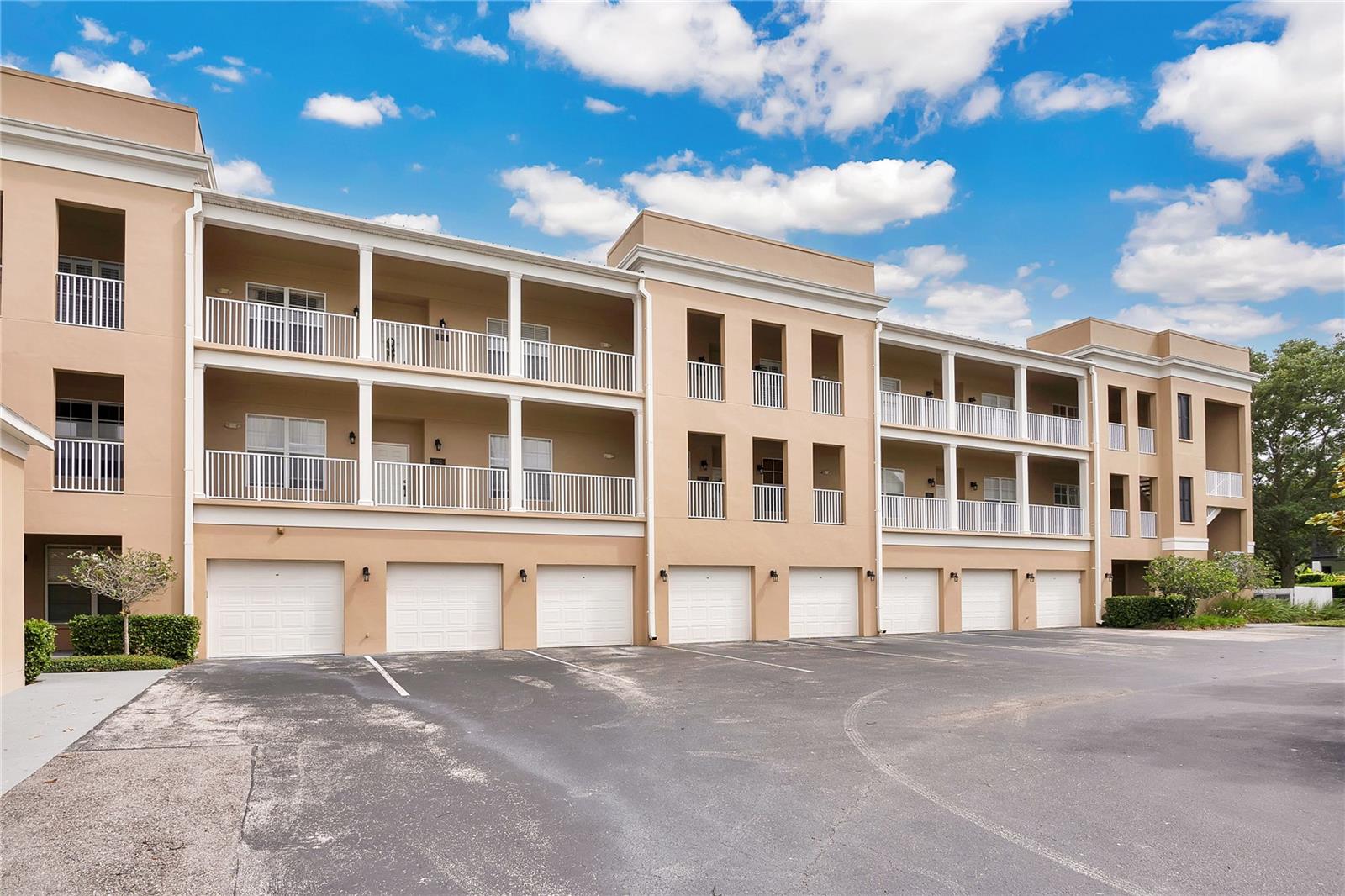 4249 CORRINE DR #303