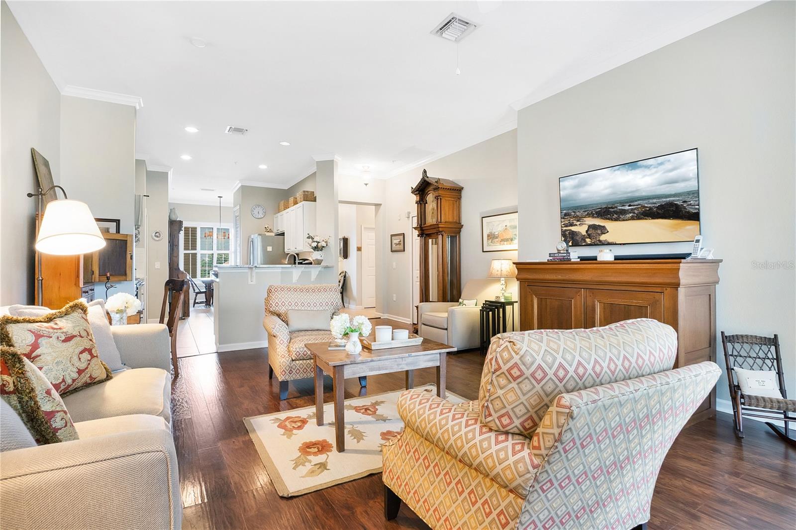 4249 CORRINE DR #303