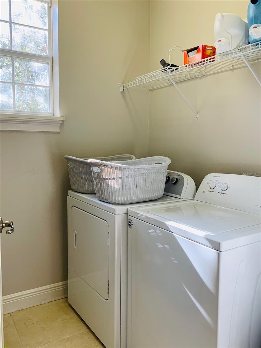 1400 LAKE BALDWIN LN